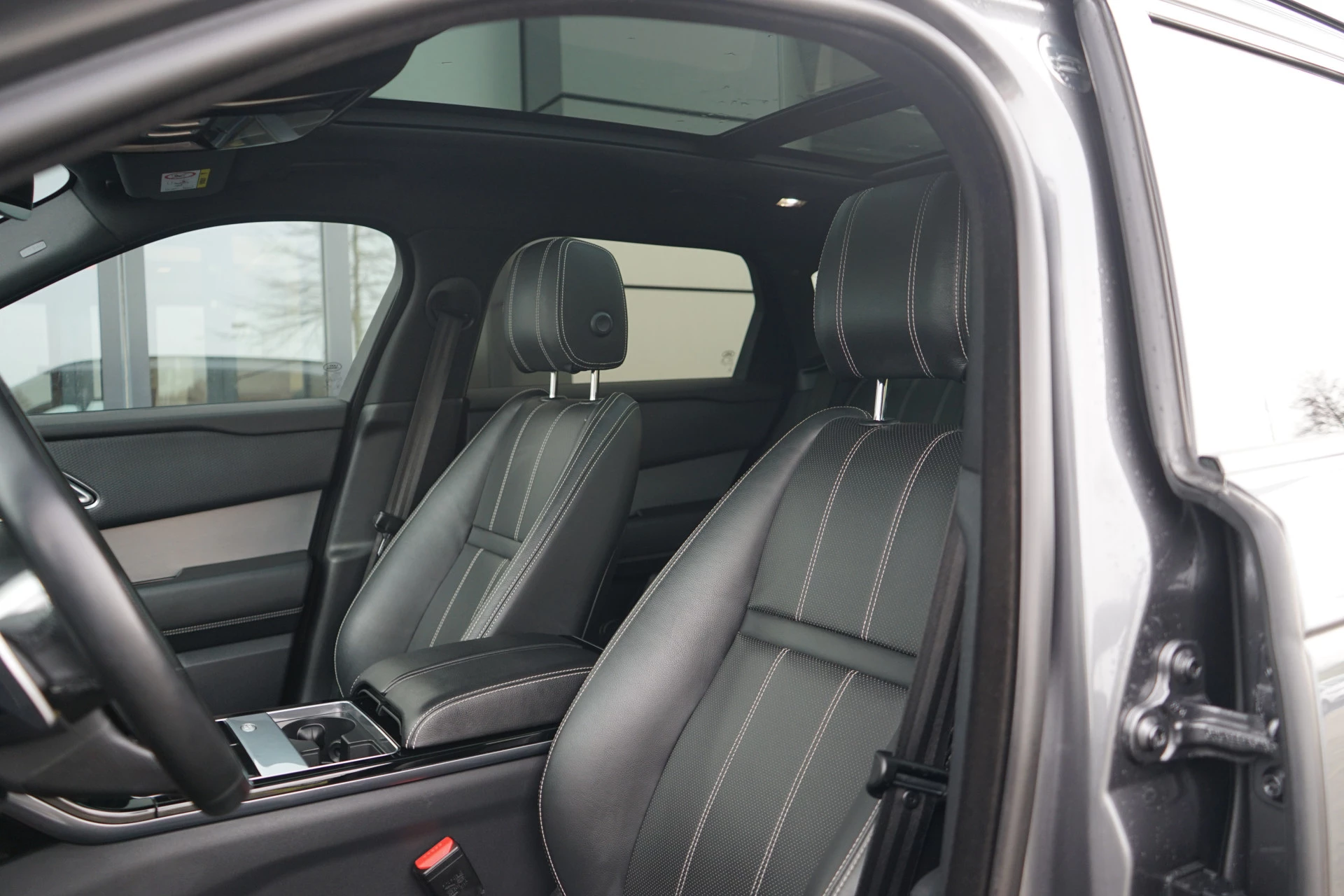 Hoofdafbeelding Land Rover Range Rover Velar