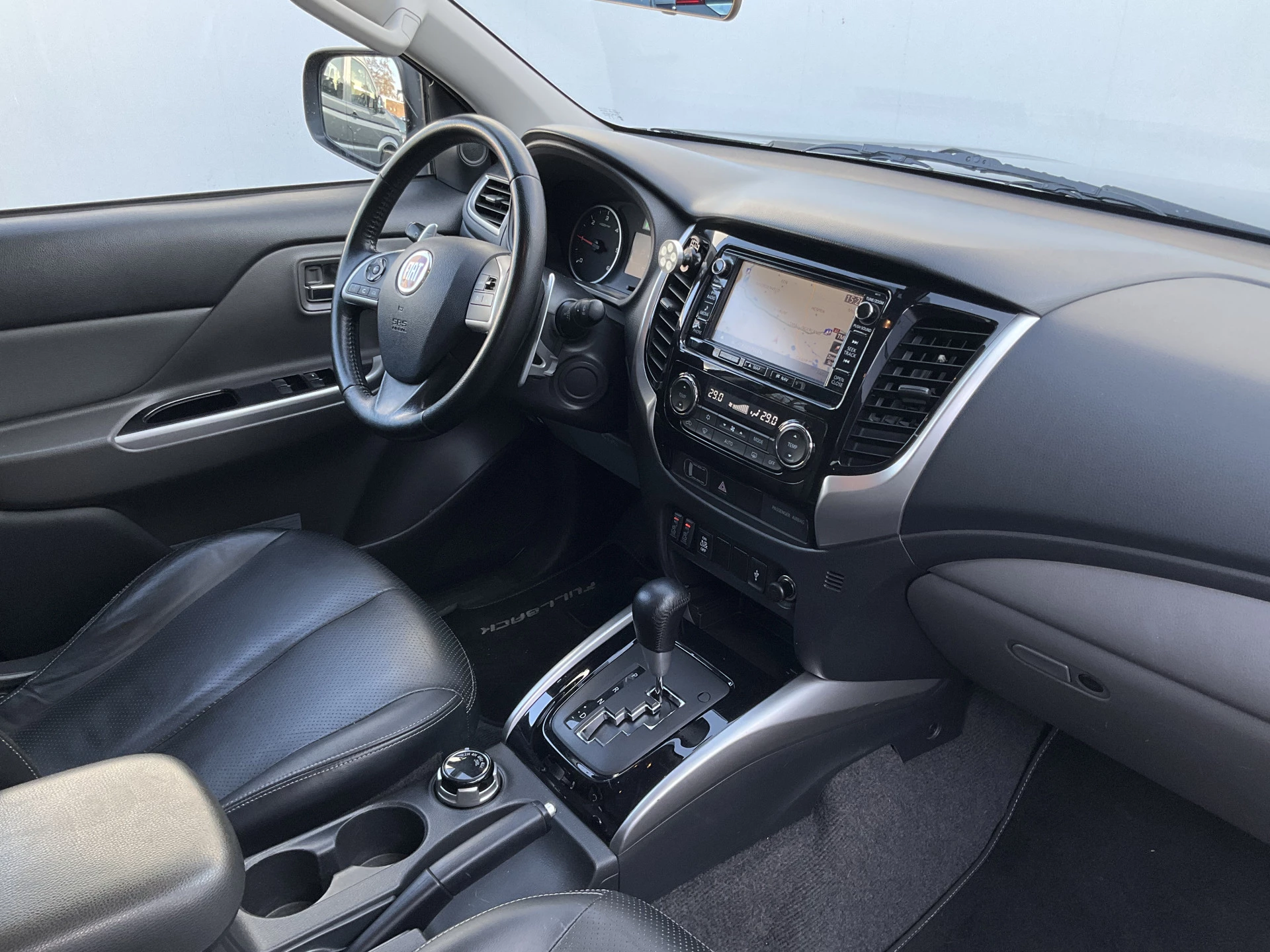 Hoofdafbeelding Toyota Hilux