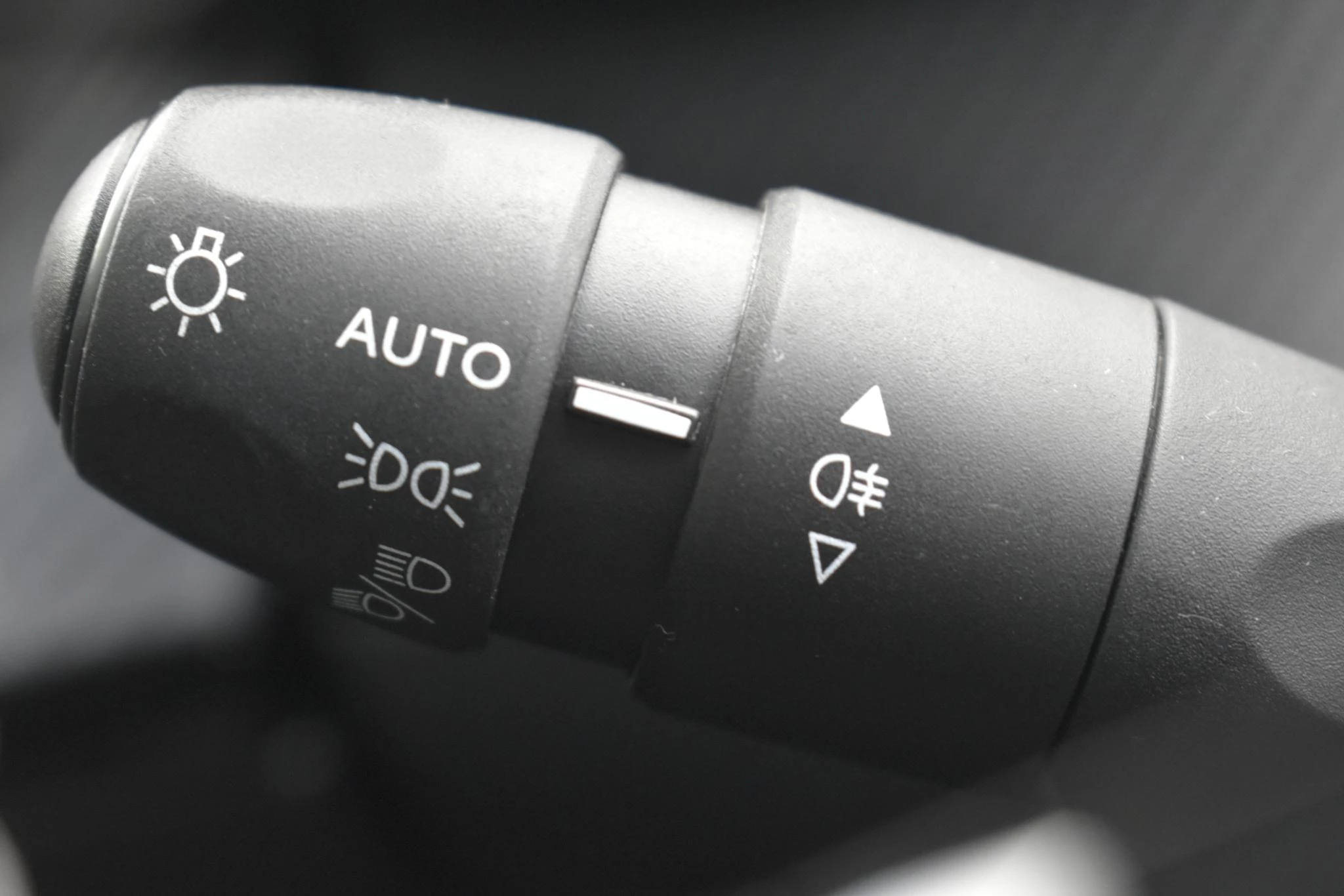 Hoofdafbeelding Peugeot e-2008