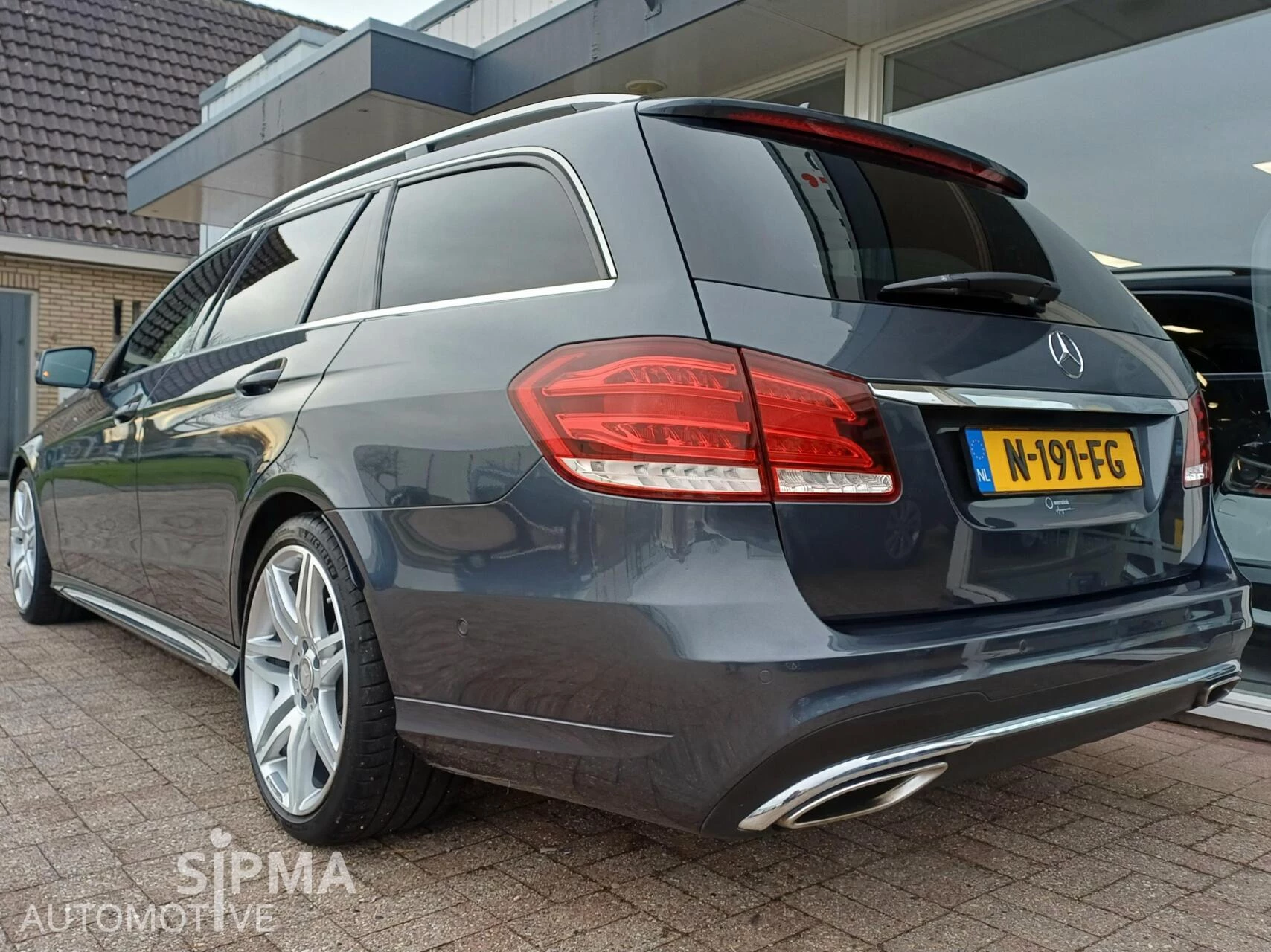 Hoofdafbeelding Mercedes-Benz E-Klasse