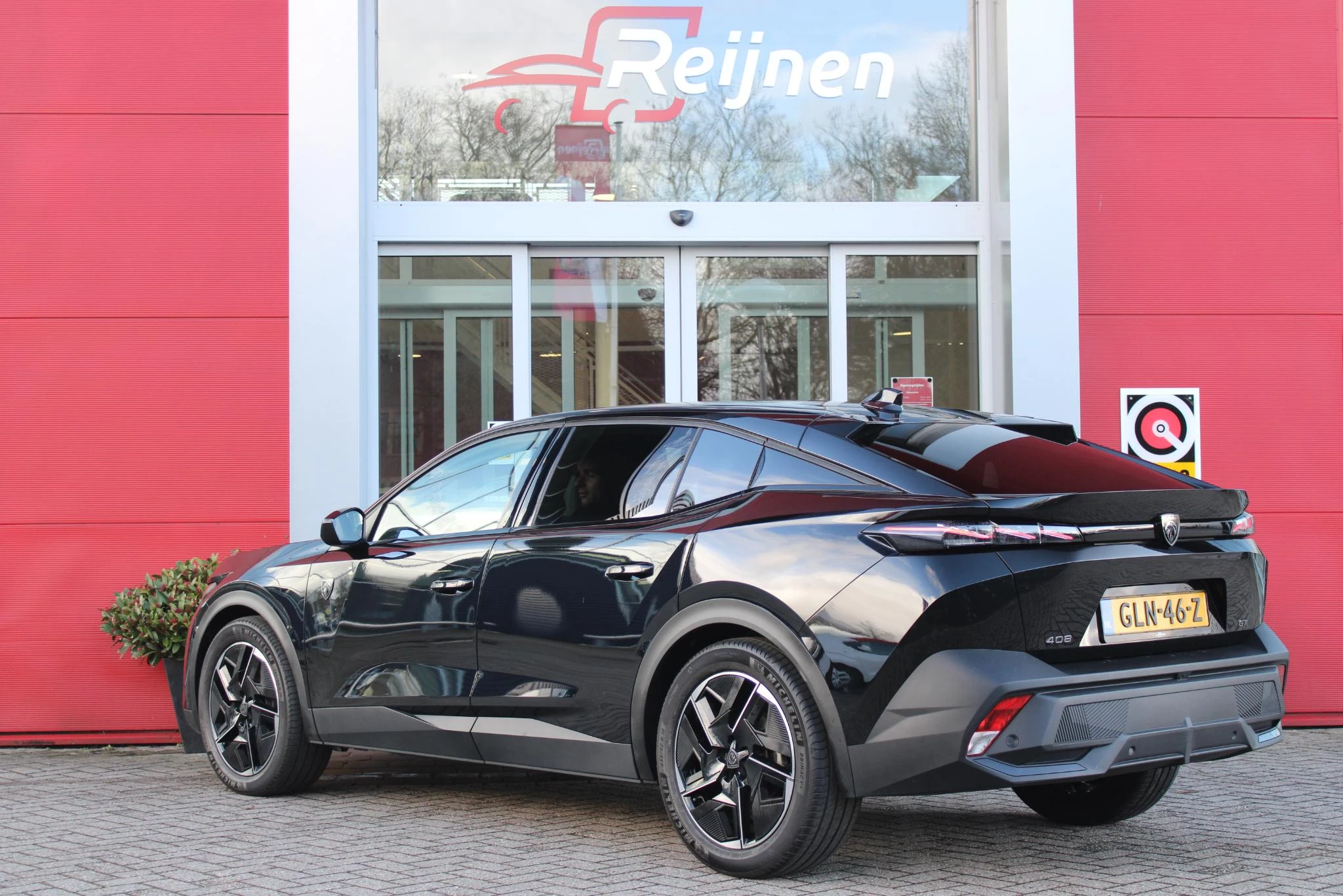 Hoofdafbeelding Peugeot 408