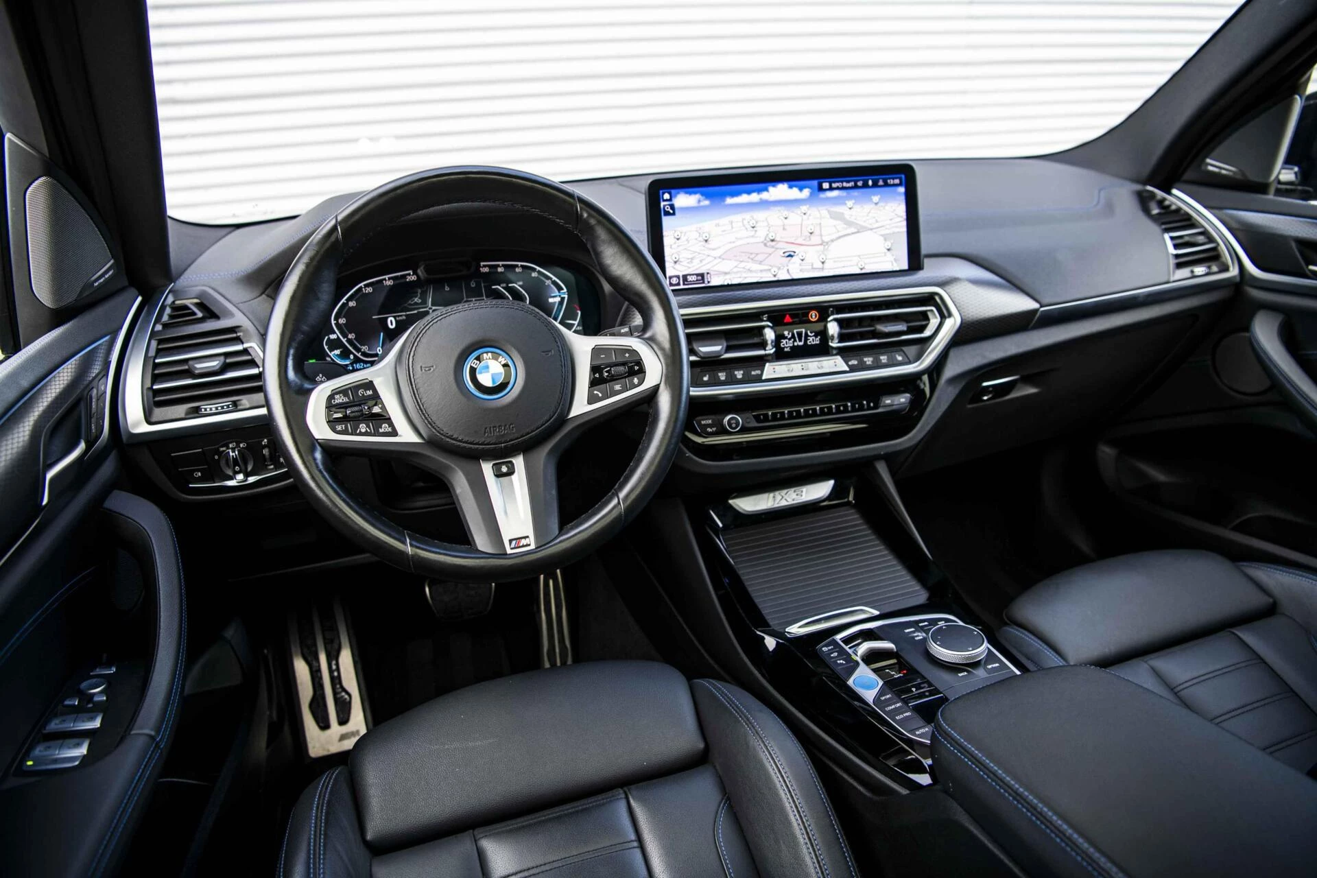 Hoofdafbeelding BMW iX3