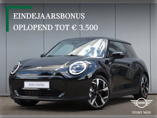 Hoofdafbeelding MINI Electric MINI Electric Hatchback Cooper SE / Classic / Pakket M / 18 inch Slide Spoke 2-tone