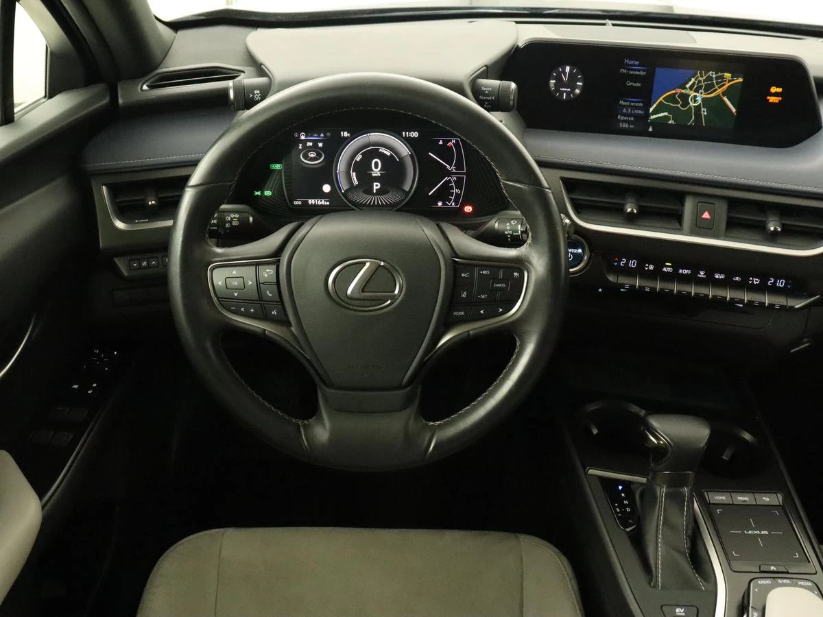 Hoofdafbeelding Lexus UX