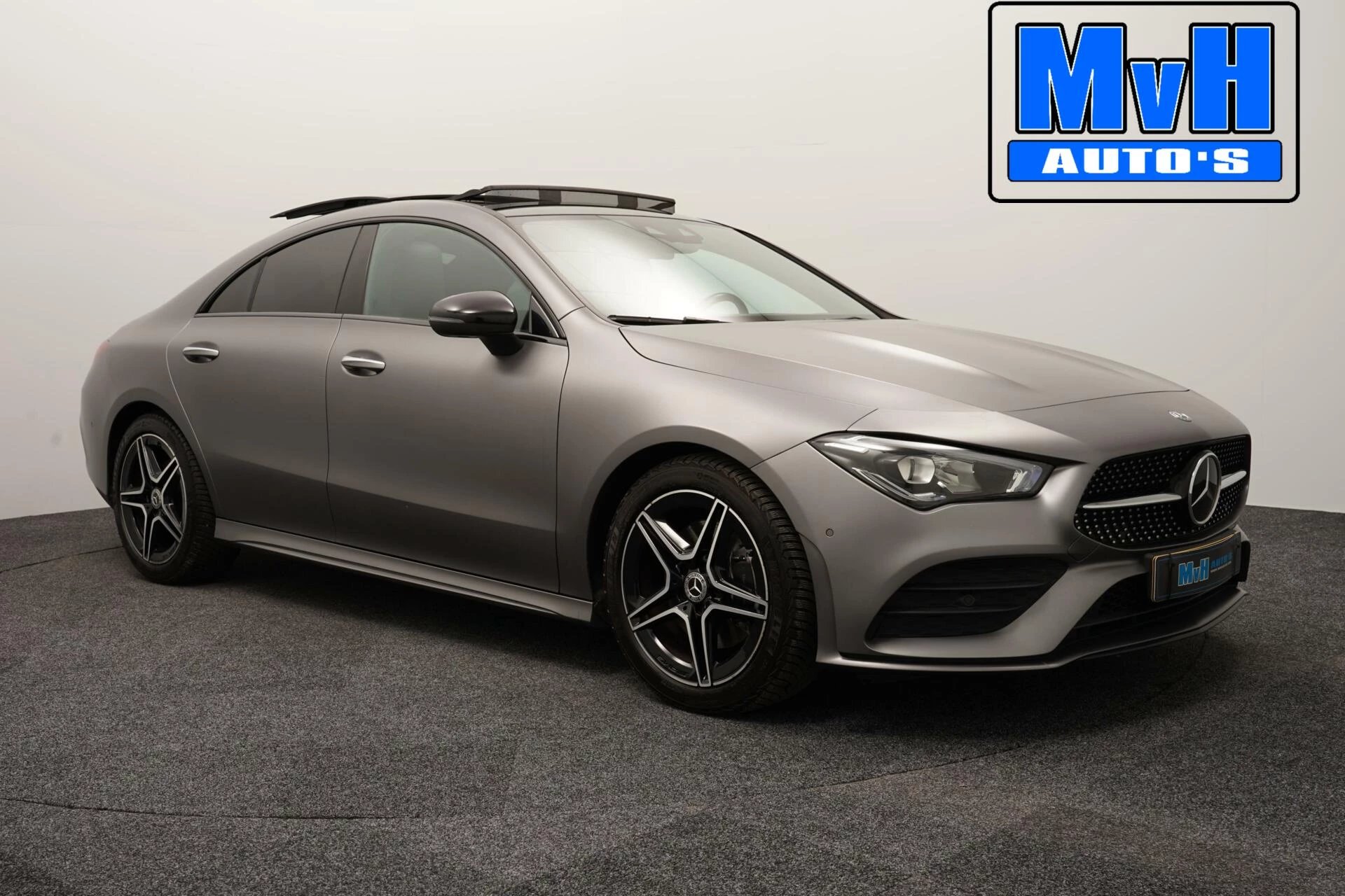 Hoofdafbeelding Mercedes-Benz CLA