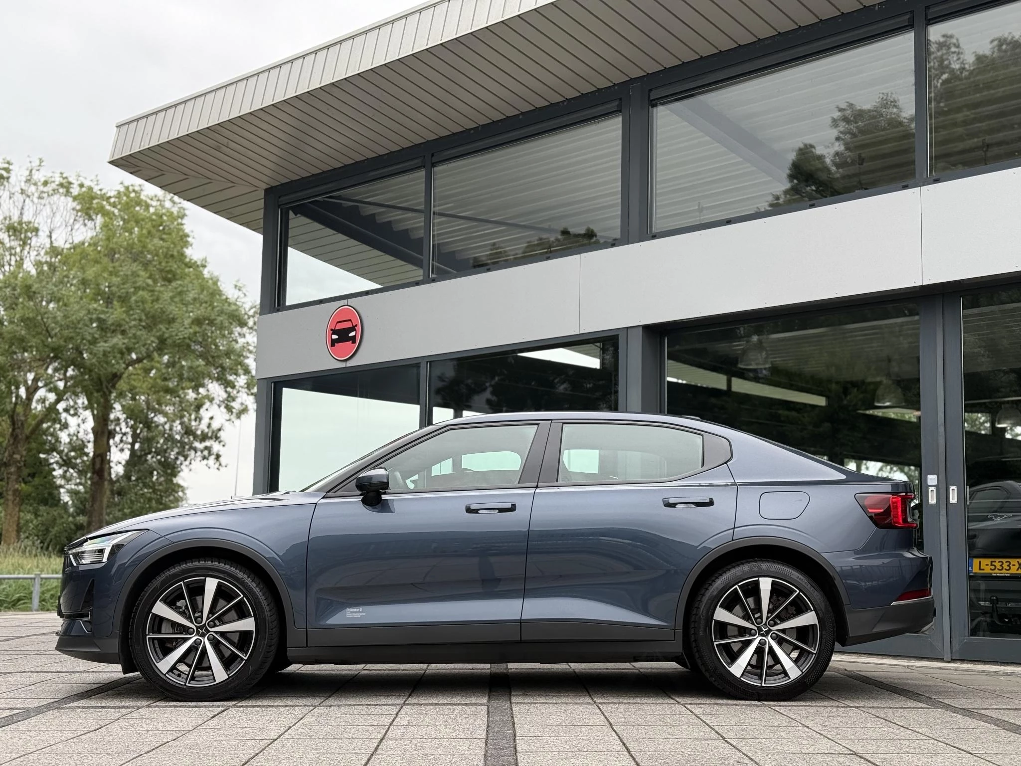 Hoofdafbeelding Polestar 2