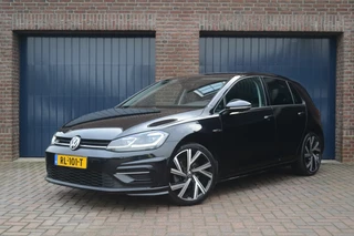 Volkswagen Golf 1.5 TSI DSG Highline Business R-Line | Virtual Cockpit | Massage | Carplay/Android Auto | Adaptive Cruise