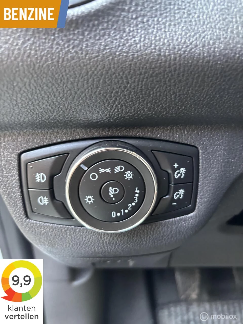 Hoofdafbeelding Ford Transit Courier