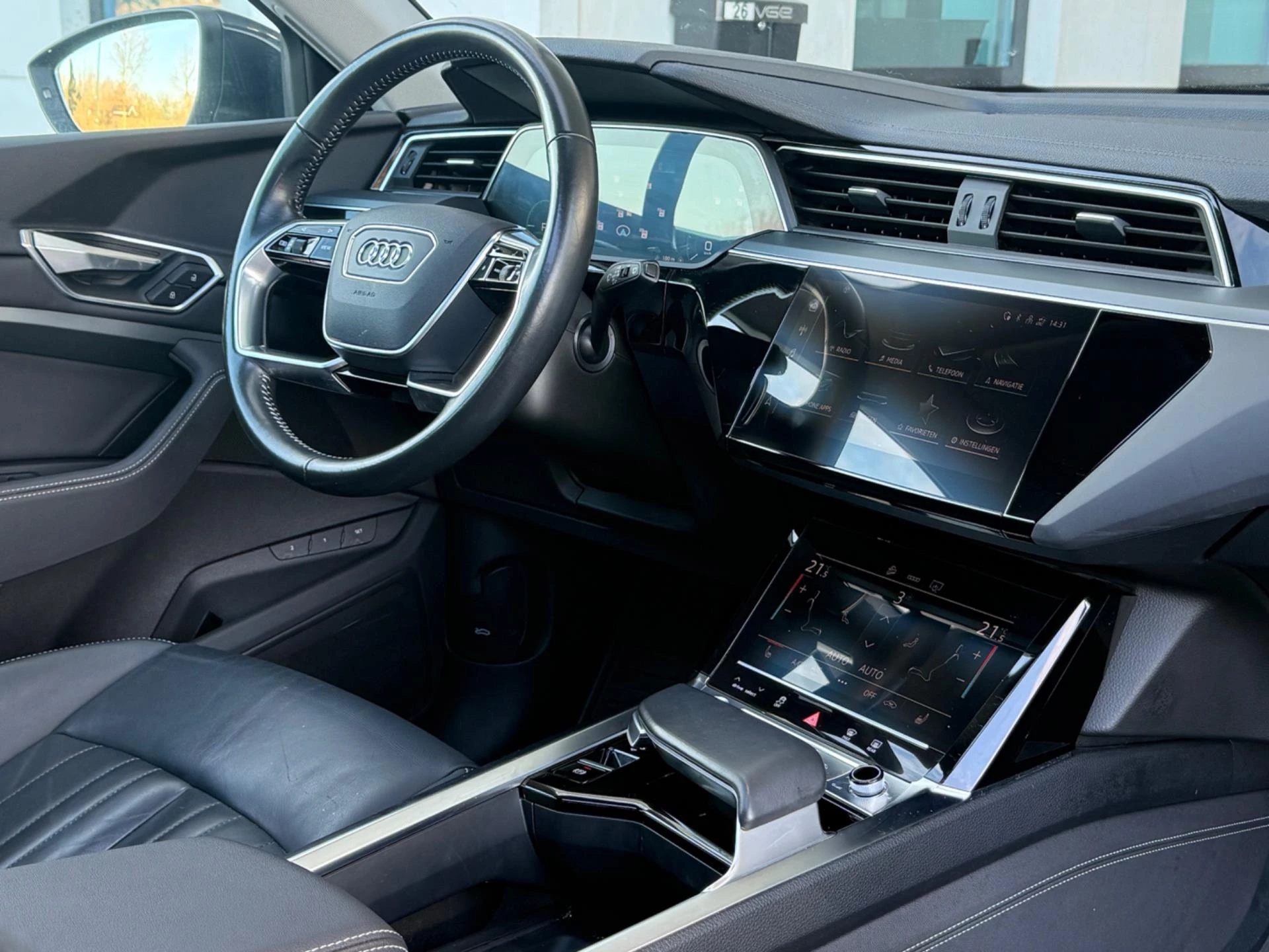 Hoofdafbeelding Audi e-tron