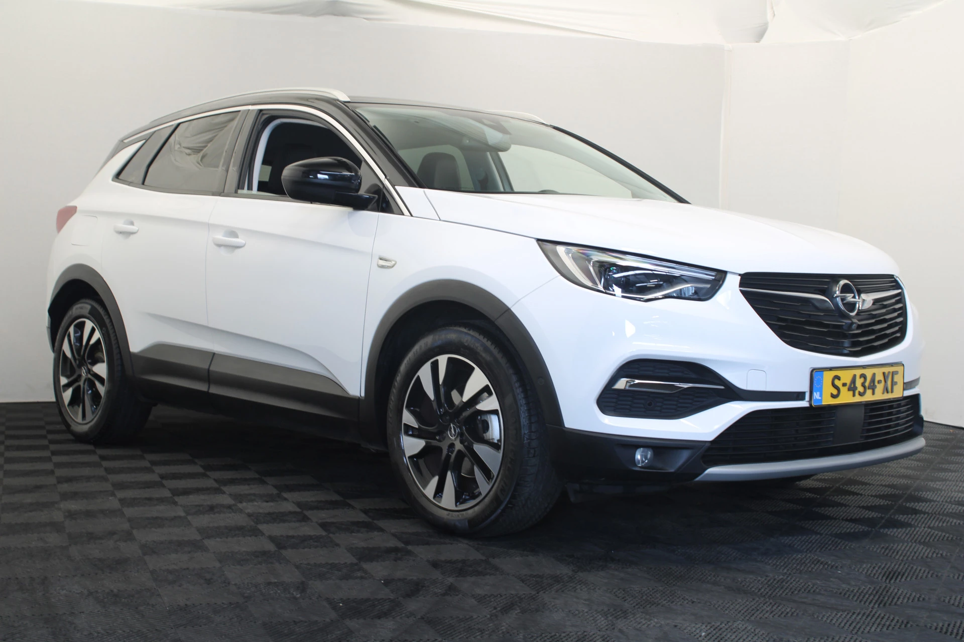 Hoofdafbeelding Opel Grandland X