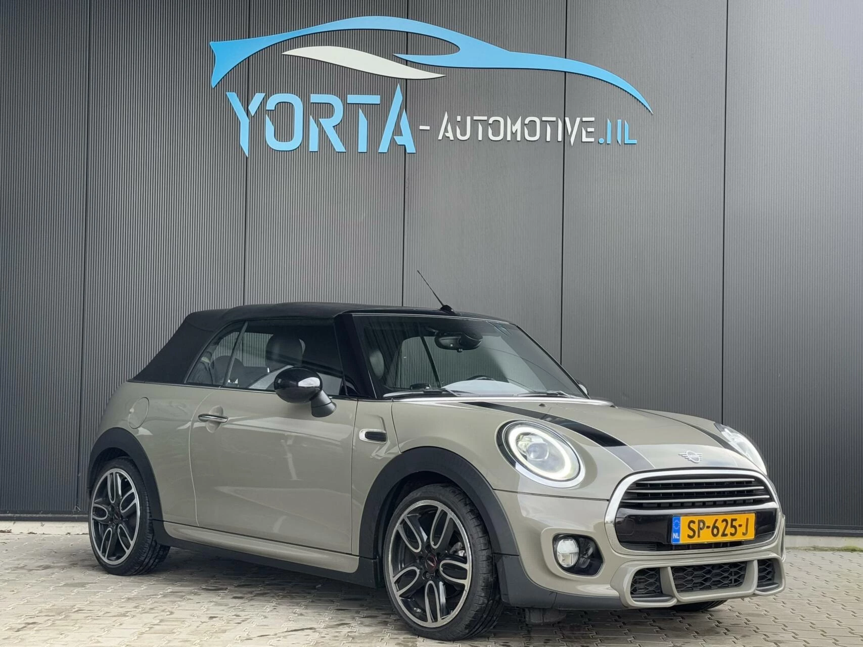 Hoofdafbeelding MINI Cooper Cabrio