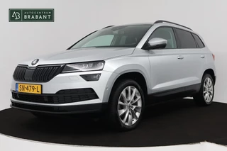 Hoofdafbeelding Škoda Karoq Skoda Karoq 1.5 TSI ACT Style Business (TREKHAAK, STOELVERWARMING, ACHTERUITRIJCAMERA, NAVIGATIE, ELEKTR STOELEN)