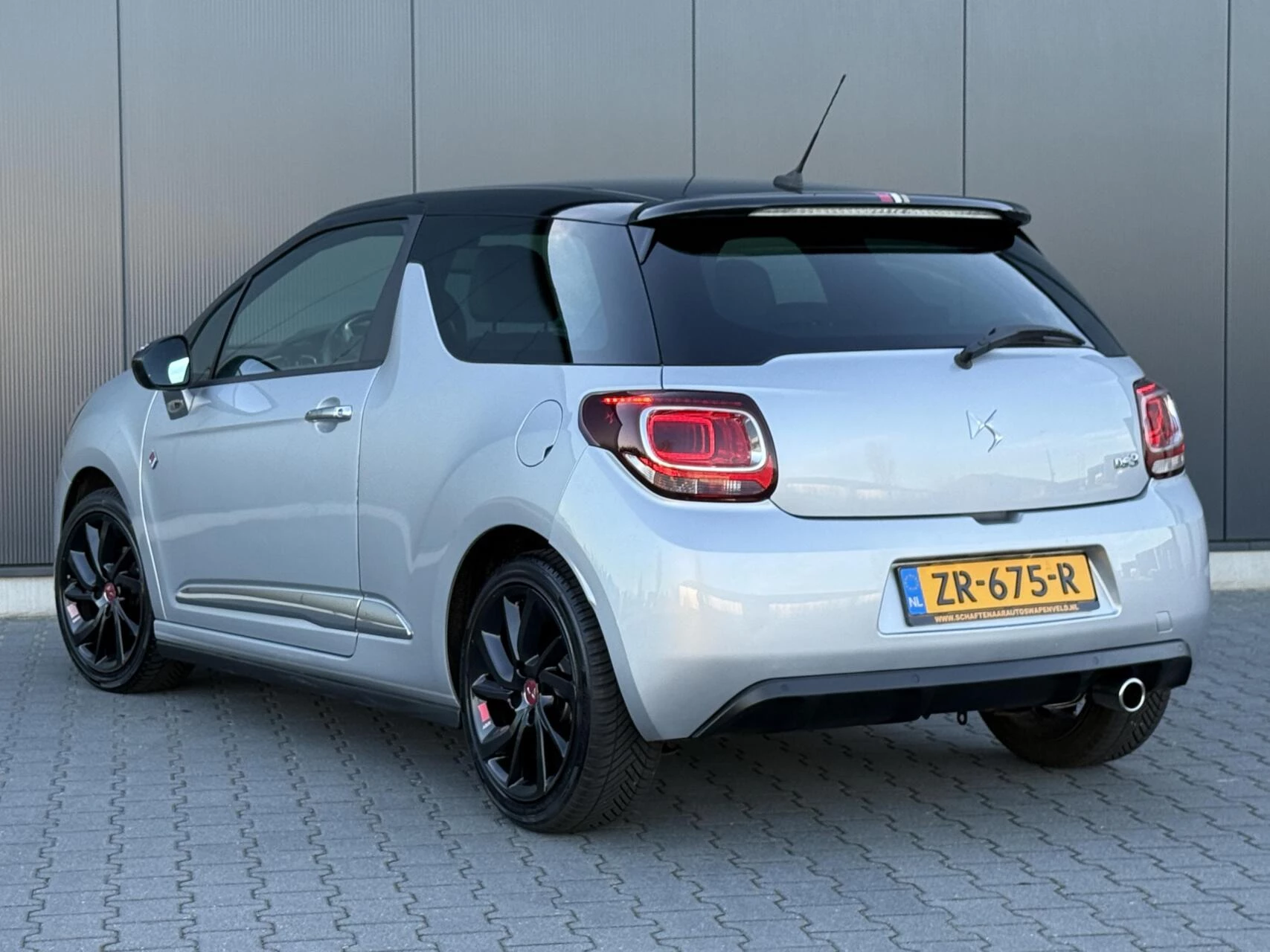 Hoofdafbeelding DS DS 3