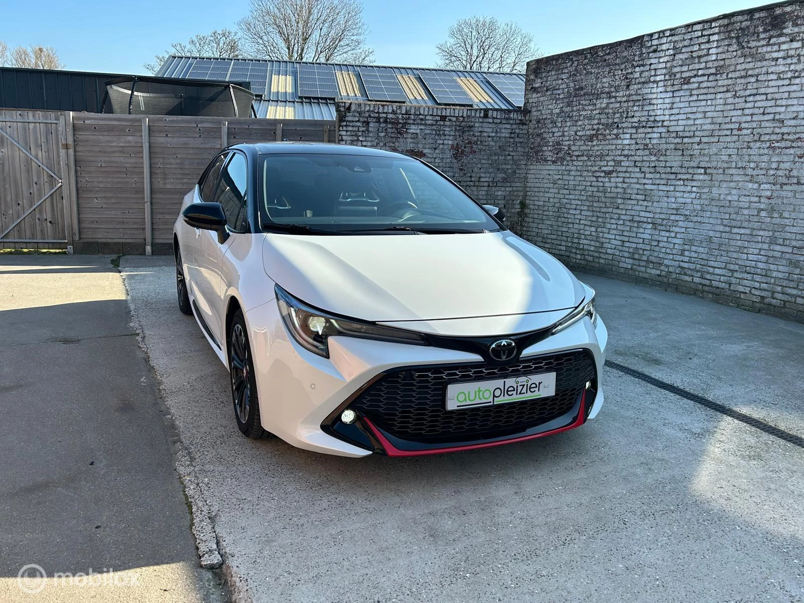 Hoofdafbeelding Toyota Corolla