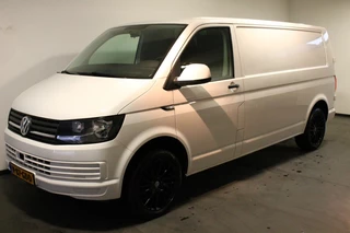 Hoofdafbeelding Volkswagen Transporter Volkswagen Transporter Transporter 2.0 TDI L2H1, DSG, Airco, Stoeverw, Apple CarPlay/ A