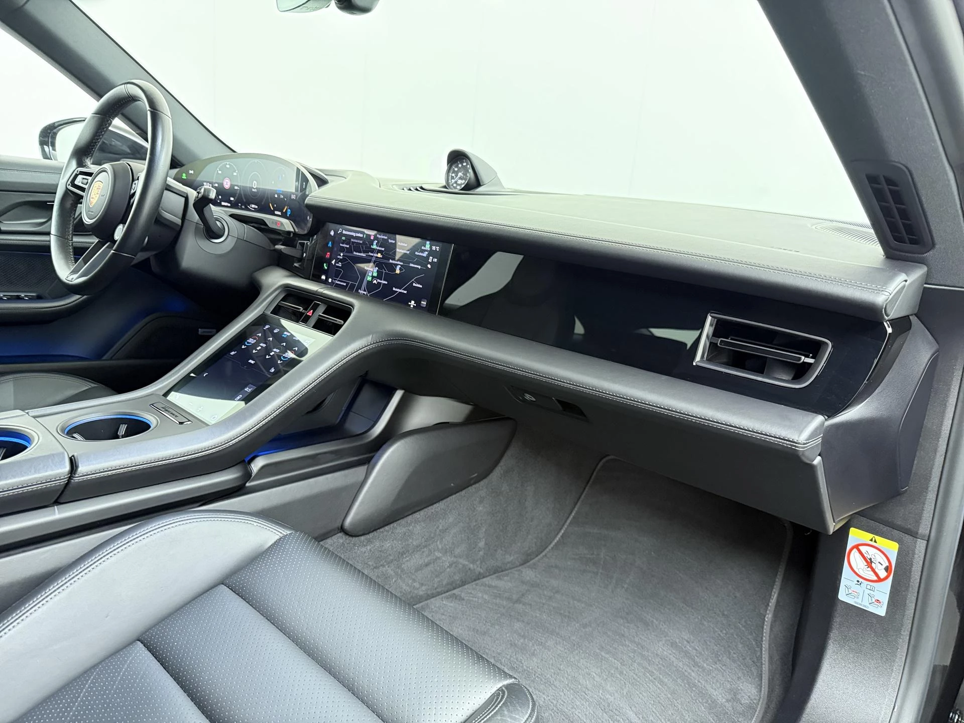 Hoofdafbeelding Porsche Taycan