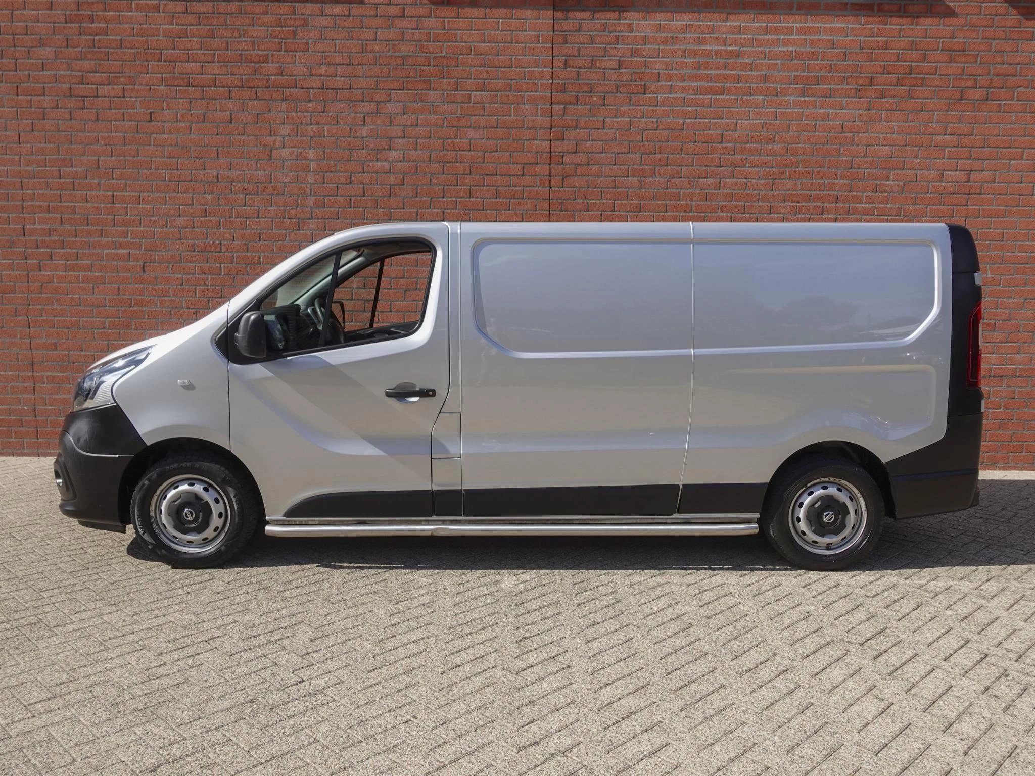 Hoofdafbeelding Nissan NV300