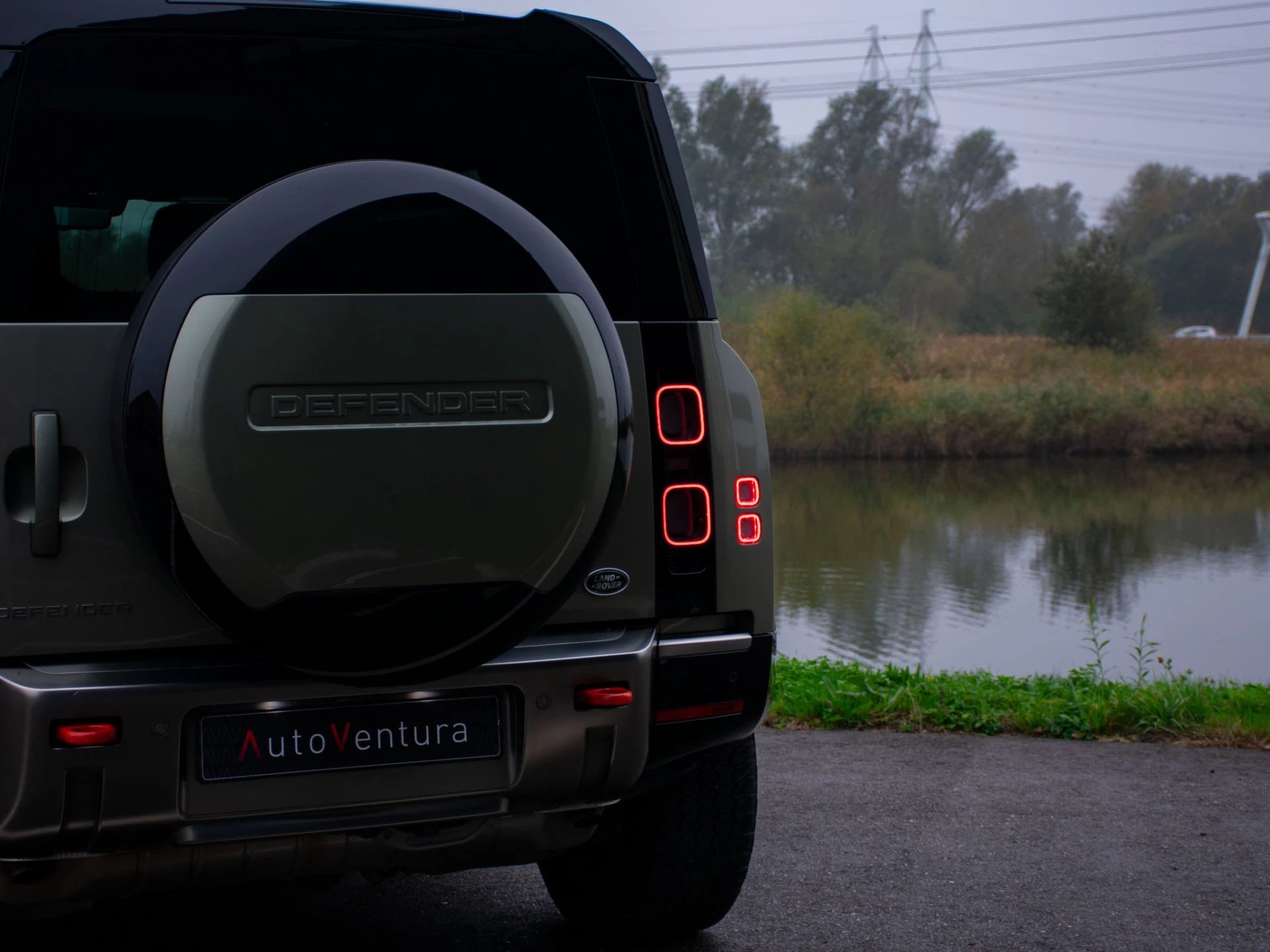 Hoofdafbeelding Land Rover Defender