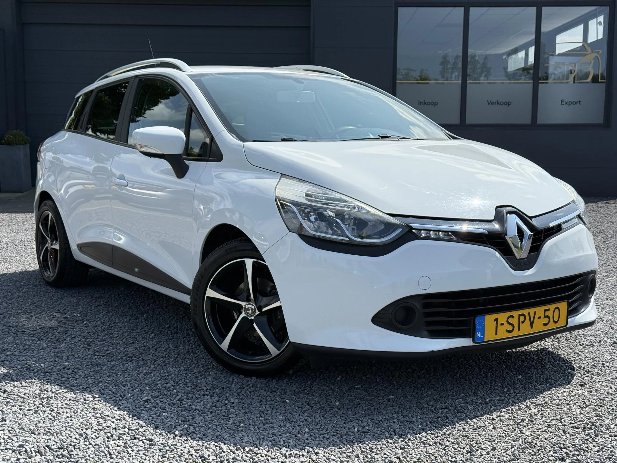 Hoofdafbeelding Renault Clio