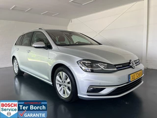 Hoofdafbeelding Volkswagen Golf Volkswagen Golf 1.5 TSI Business,LED,VIRTUAL,NAVIGATIE,T-HAAK