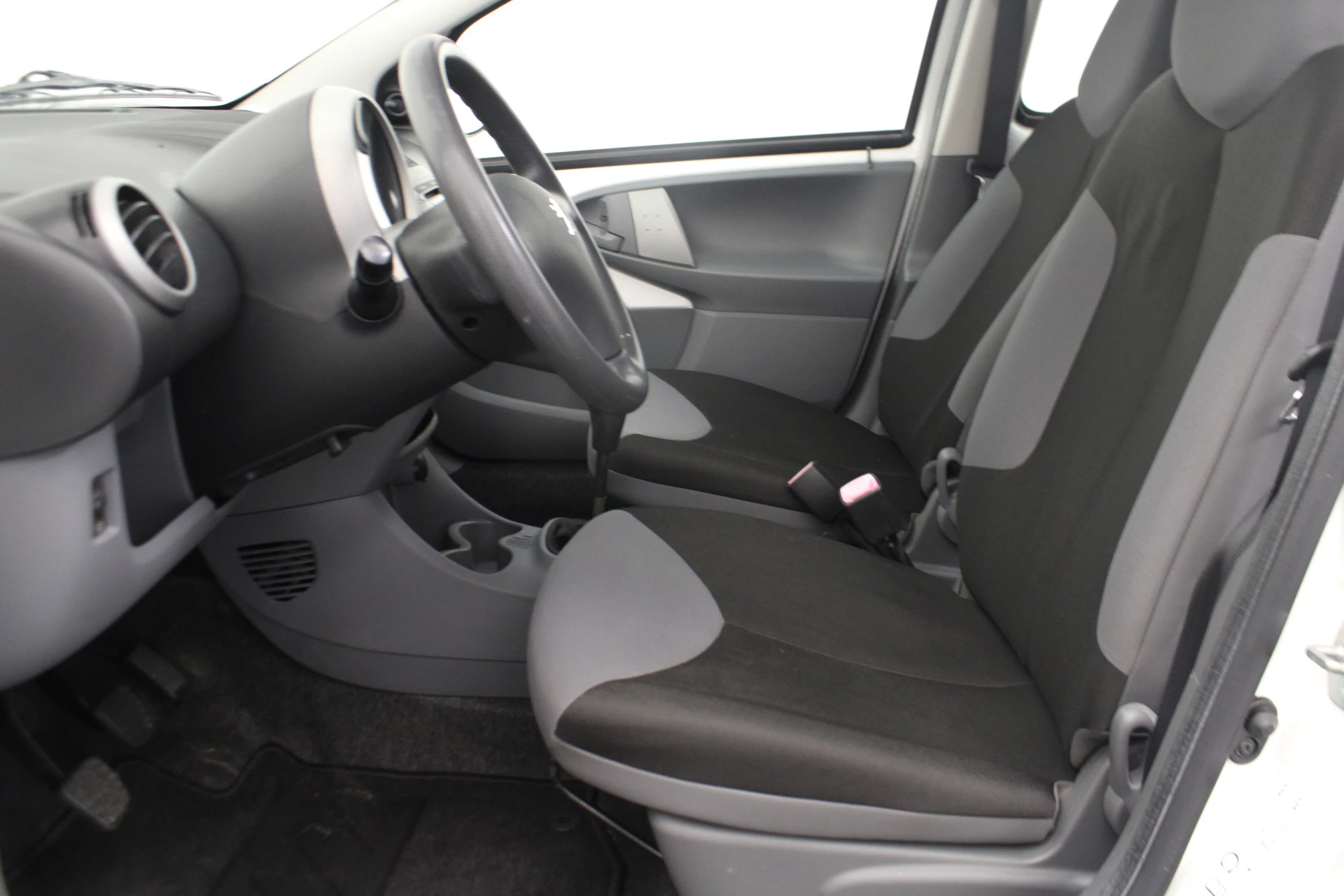 Hoofdafbeelding Peugeot 107