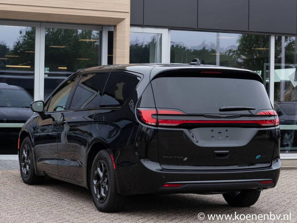 Hoofdafbeelding Chrysler Pacifica