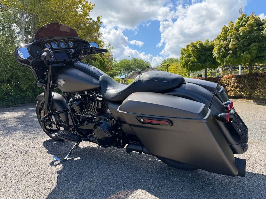 Hoofdafbeelding Harley-Davidson Street Glide