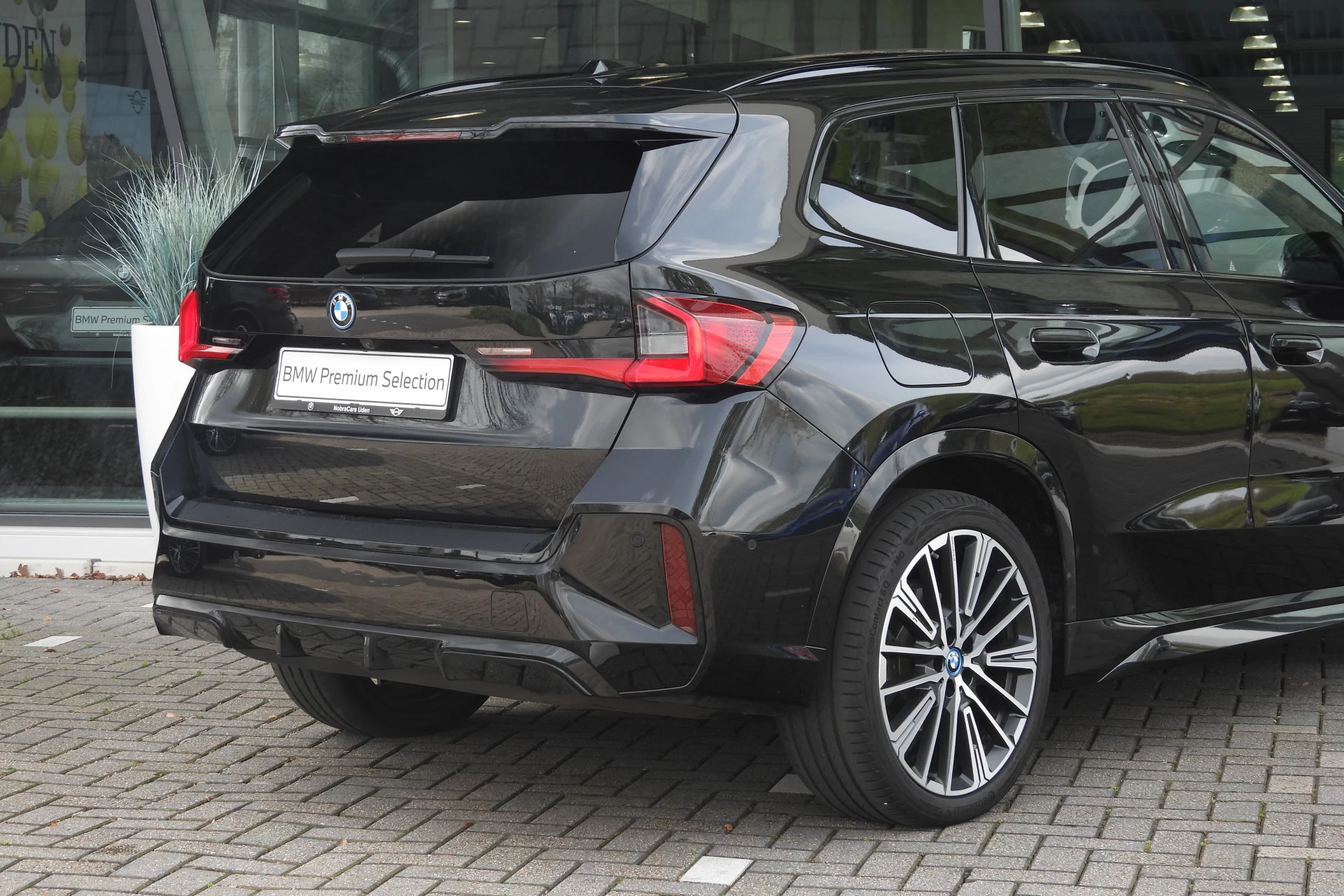 Hoofdafbeelding BMW iX1