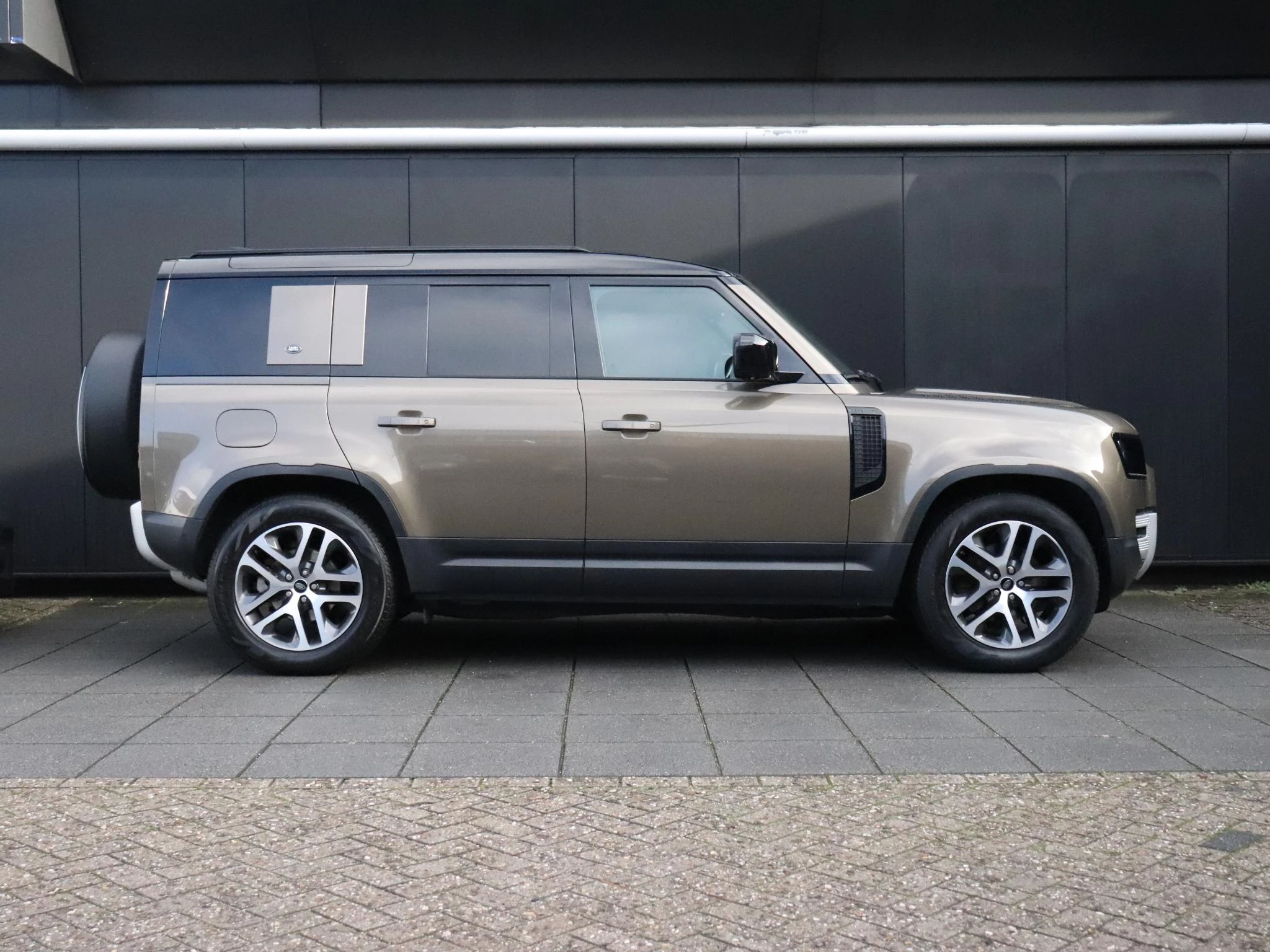 Hoofdafbeelding Land Rover Defender