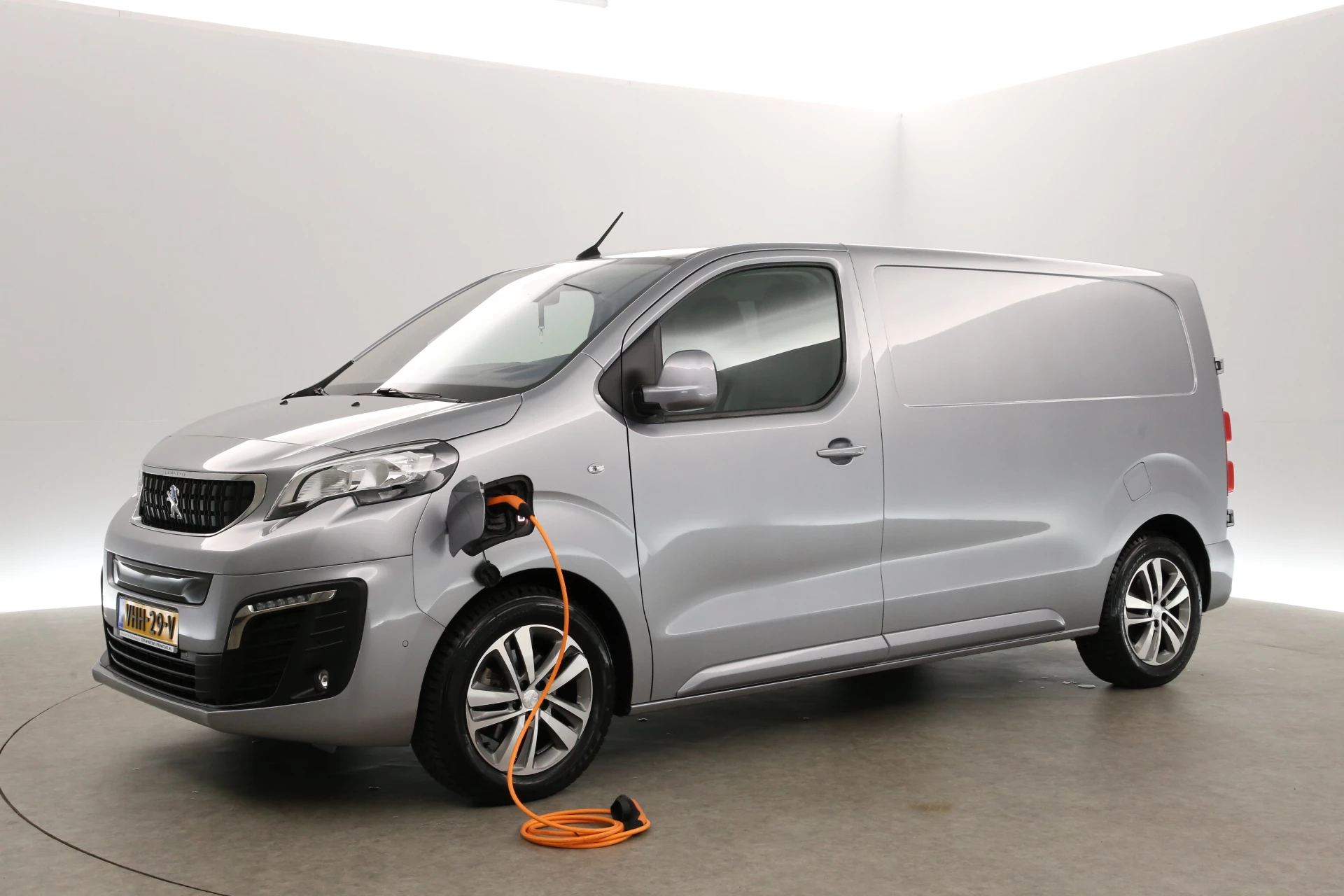 Hoofdafbeelding Peugeot e-Expert