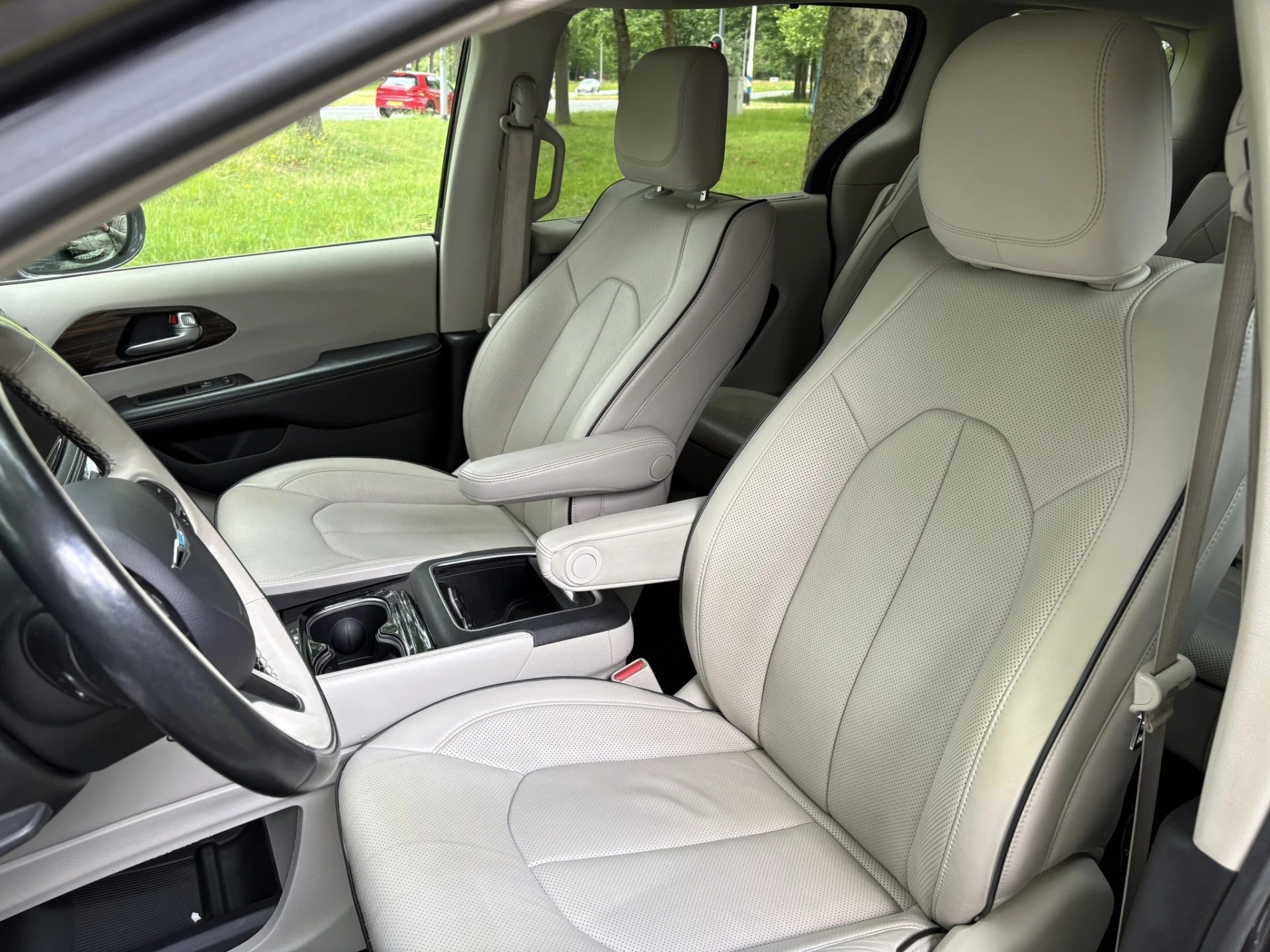 Hoofdafbeelding Chrysler Pacifica