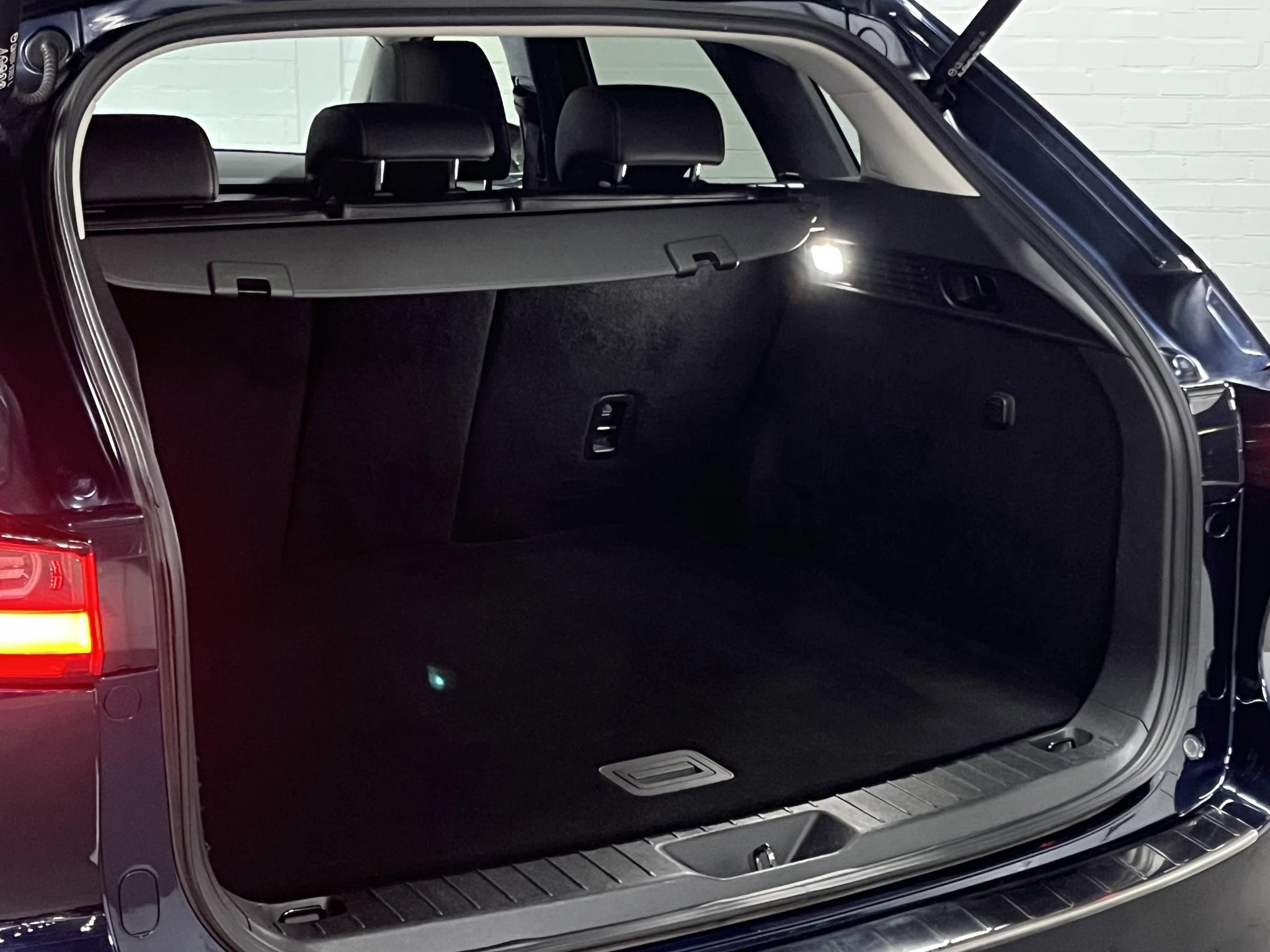 Hoofdafbeelding Mazda CX-60