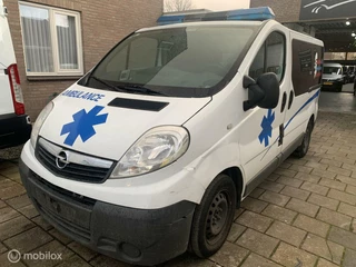 Hoofdafbeelding Opel Vivaro Opel VIVARO 2.0 CDTI 84KW EX AMBULANCE BELGISCH KENTEKEN