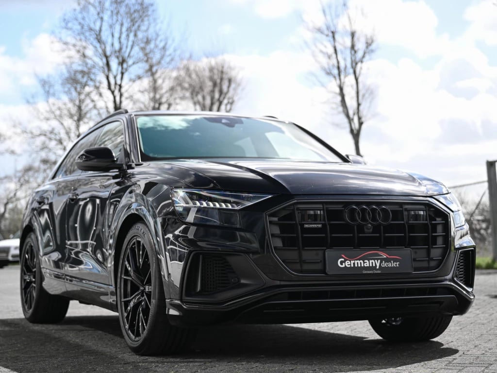 Hoofdafbeelding Audi Q8