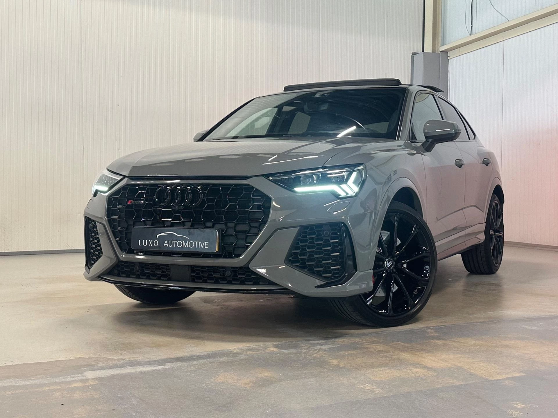 Hoofdafbeelding Audi RSQ3