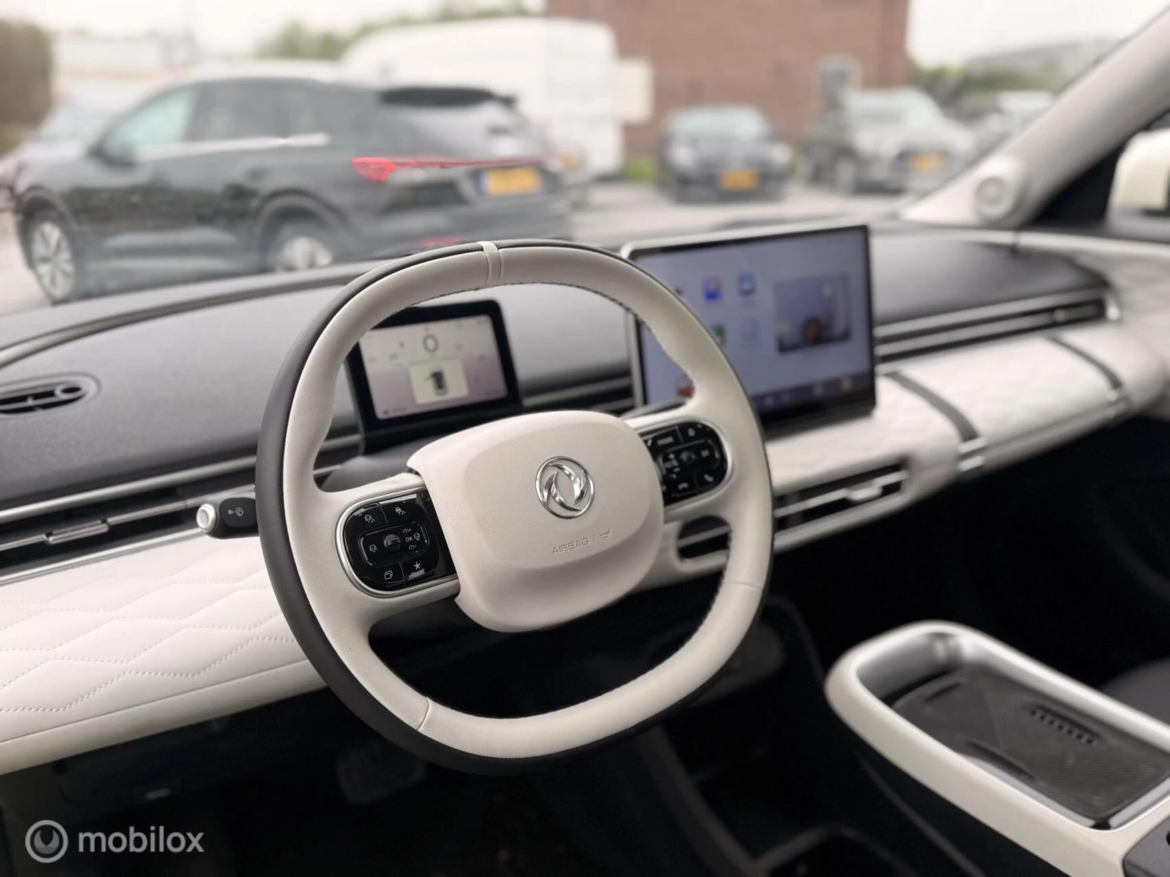 Hoofdafbeelding Dongfeng Box