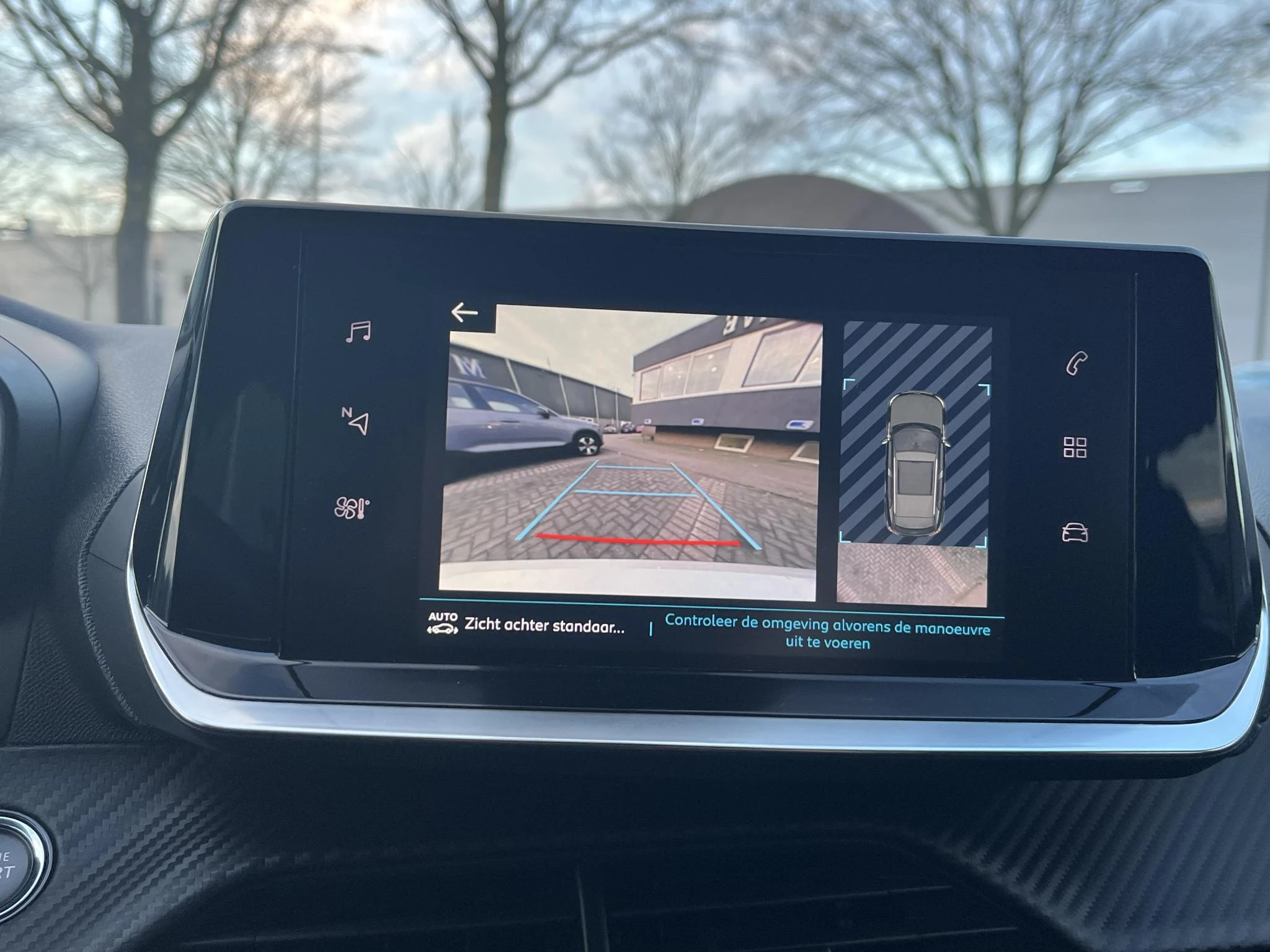 Hoofdafbeelding Peugeot e-2008