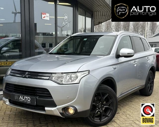 Mitsubishi Outlander 2.0 PHEV Business Edition 171PK | AWD | VOLLEDIG DEALERONDERHOUDEN | NL AUTO | Zeer Nette Staat | Afneembare Trekhaak | 1500KG Trekgewicht | Achteruitrijcamera | Navigatie | Climate Control | Keyless Entry | 2 Sleutels |