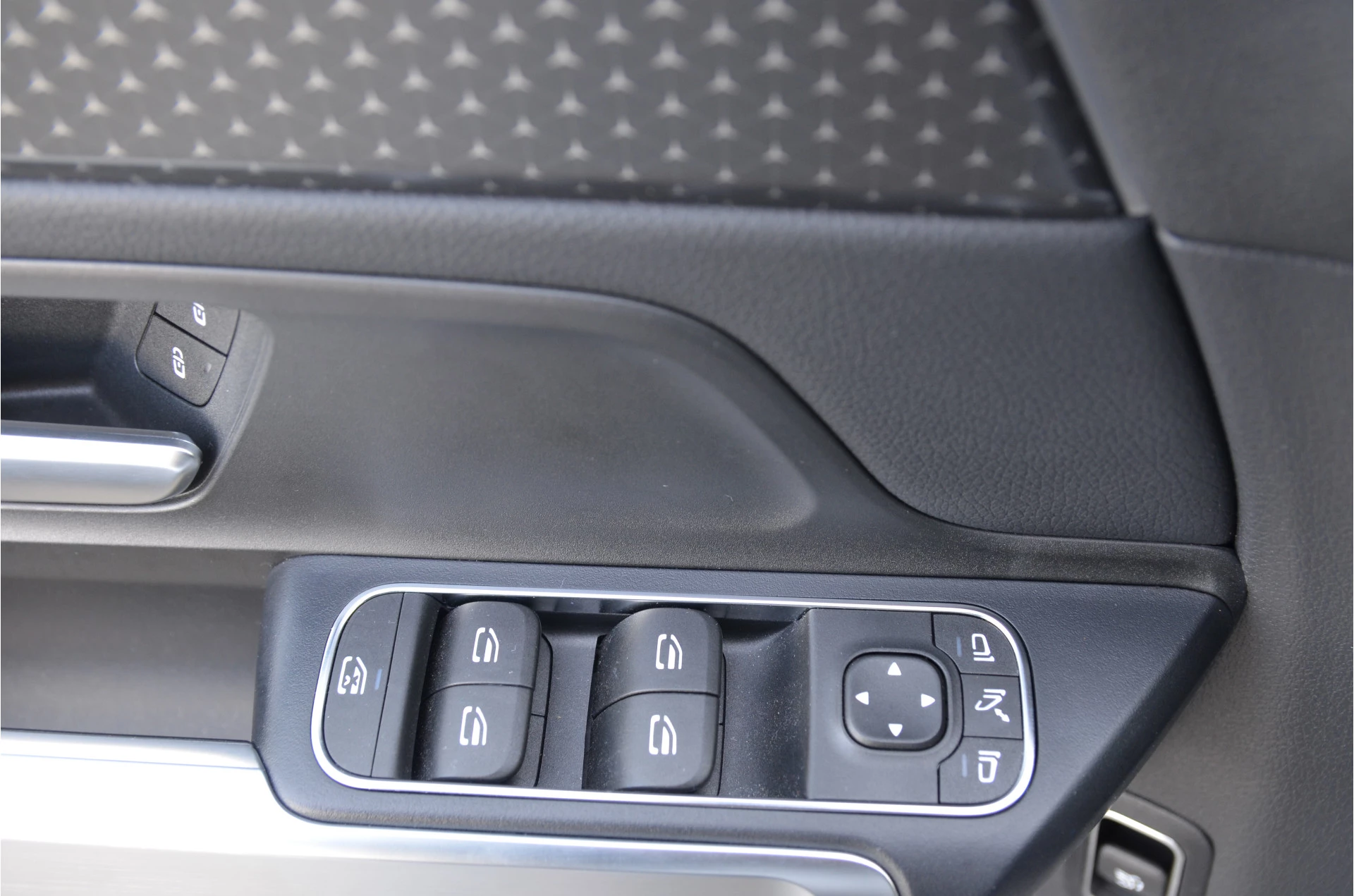 Hoofdafbeelding Mercedes-Benz EQB