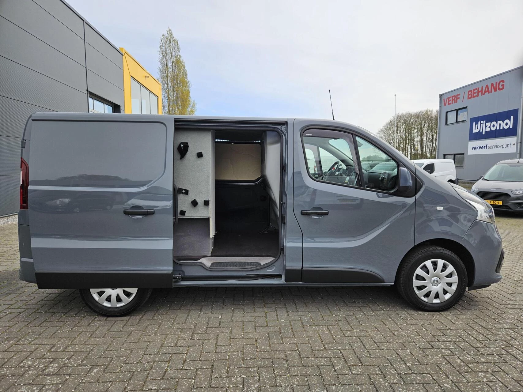 Hoofdafbeelding Nissan NV300