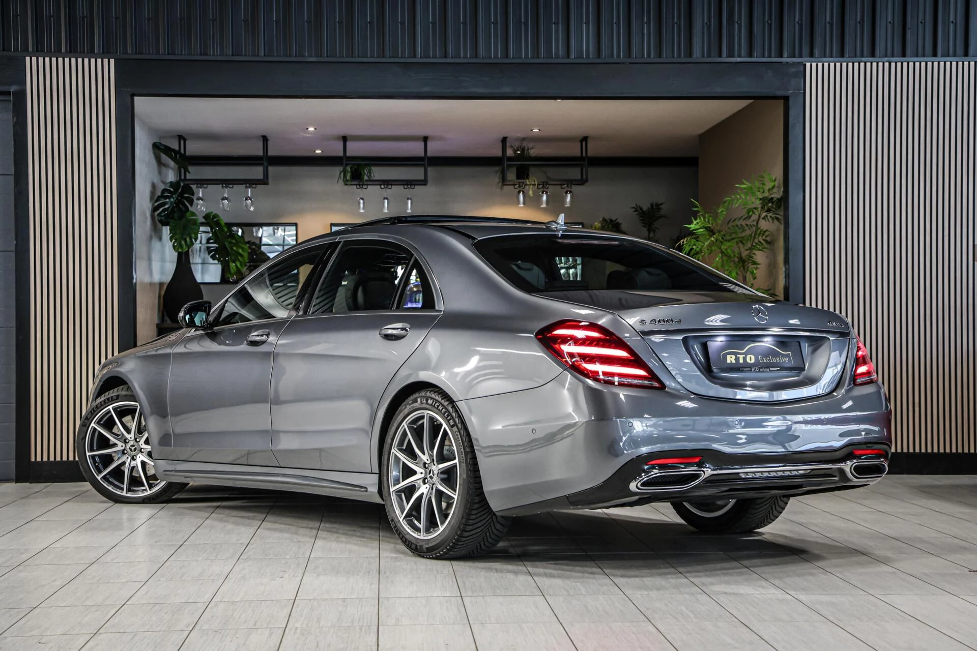 Hoofdafbeelding Mercedes-Benz S-Klasse