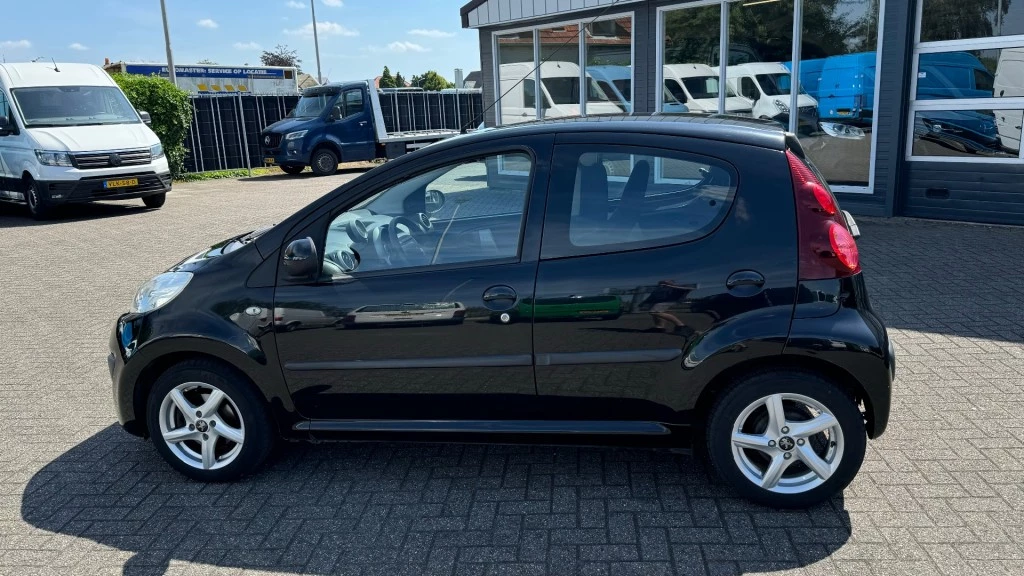 Hoofdafbeelding Peugeot 107