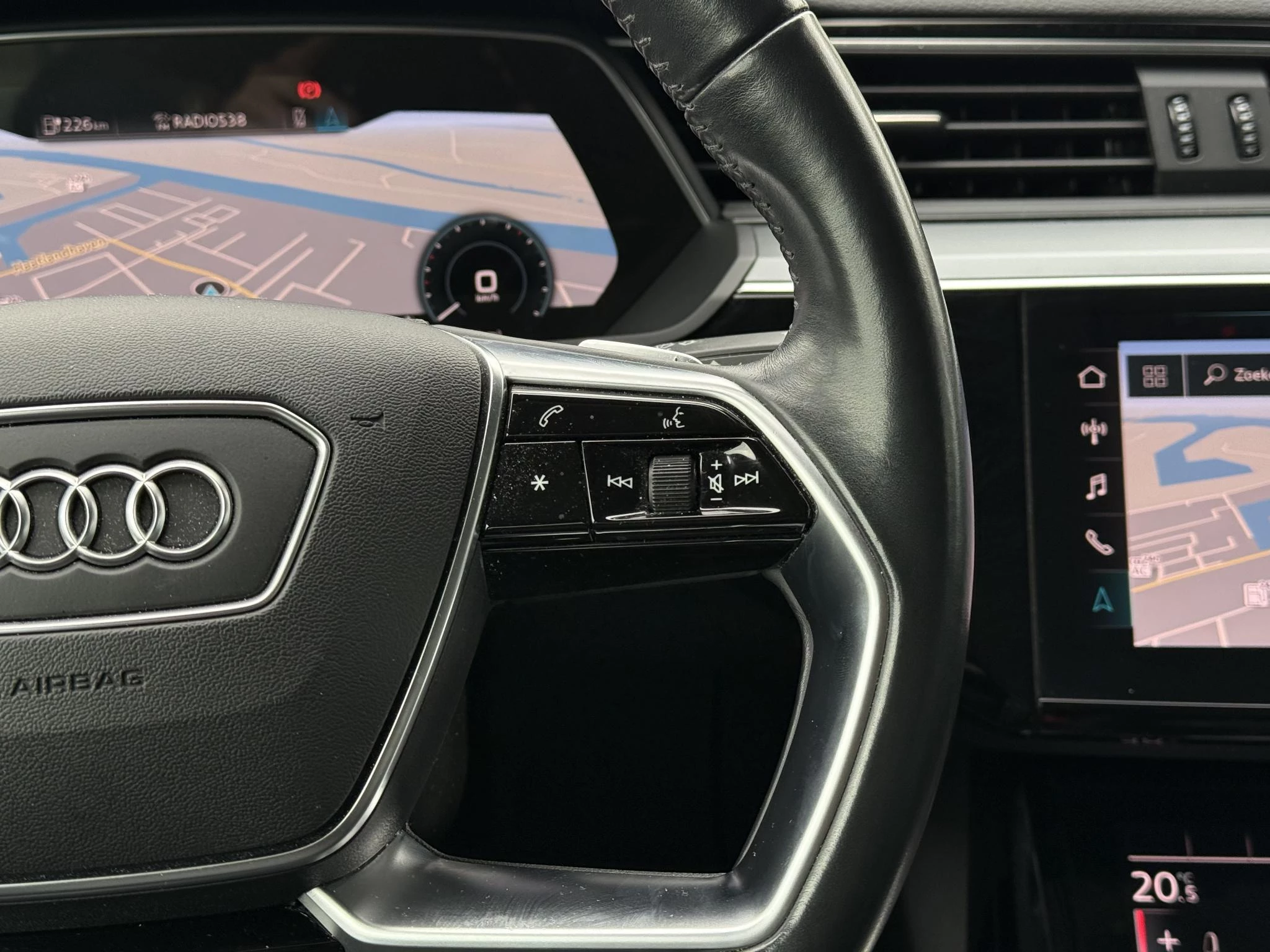 Hoofdafbeelding Audi e-tron