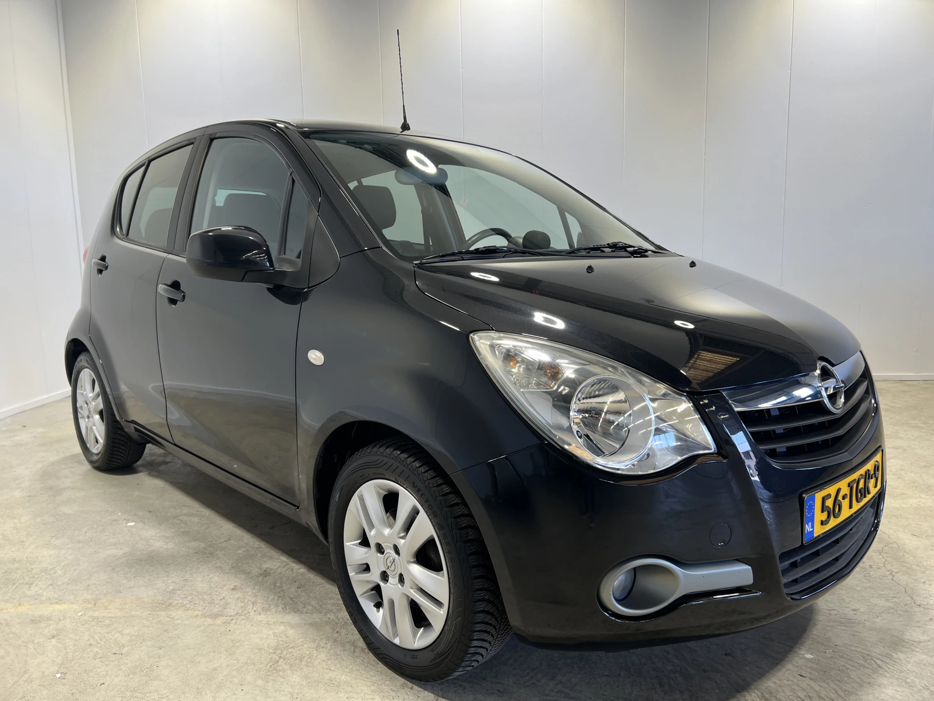Hoofdafbeelding Opel Agila