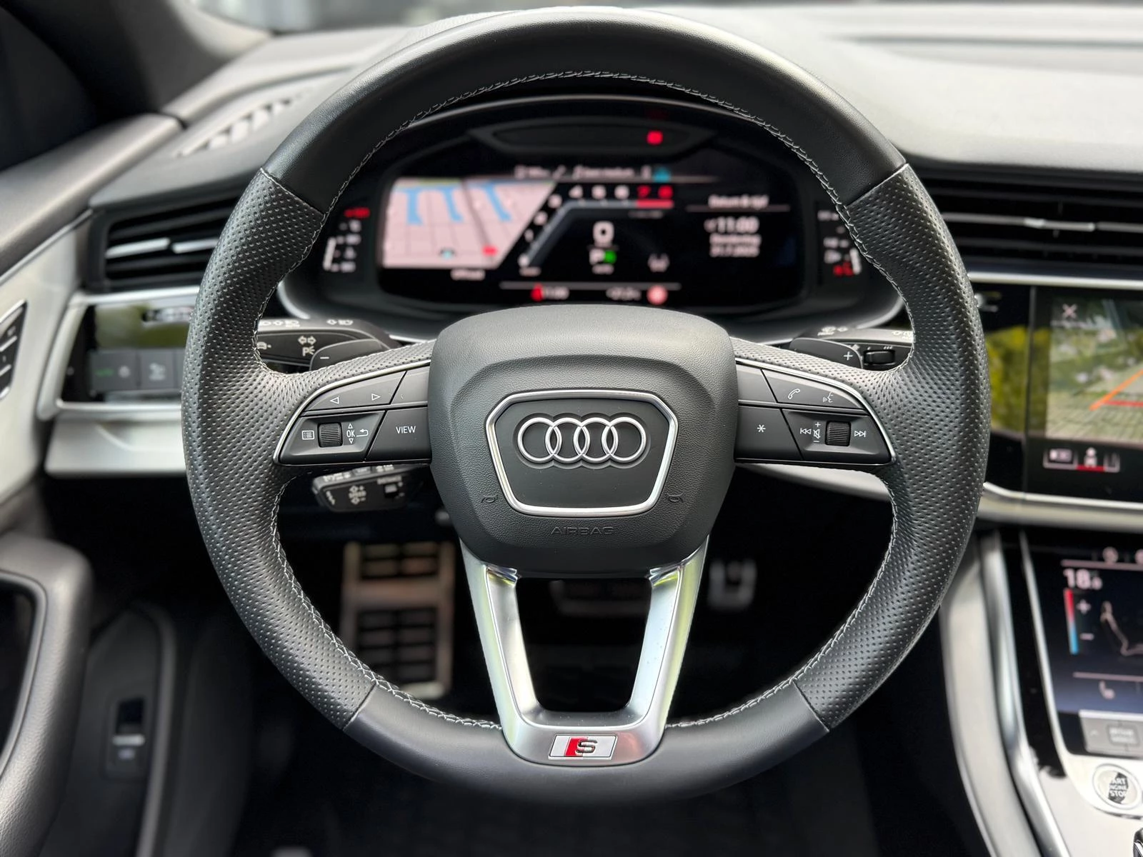 Hoofdafbeelding Audi Q8