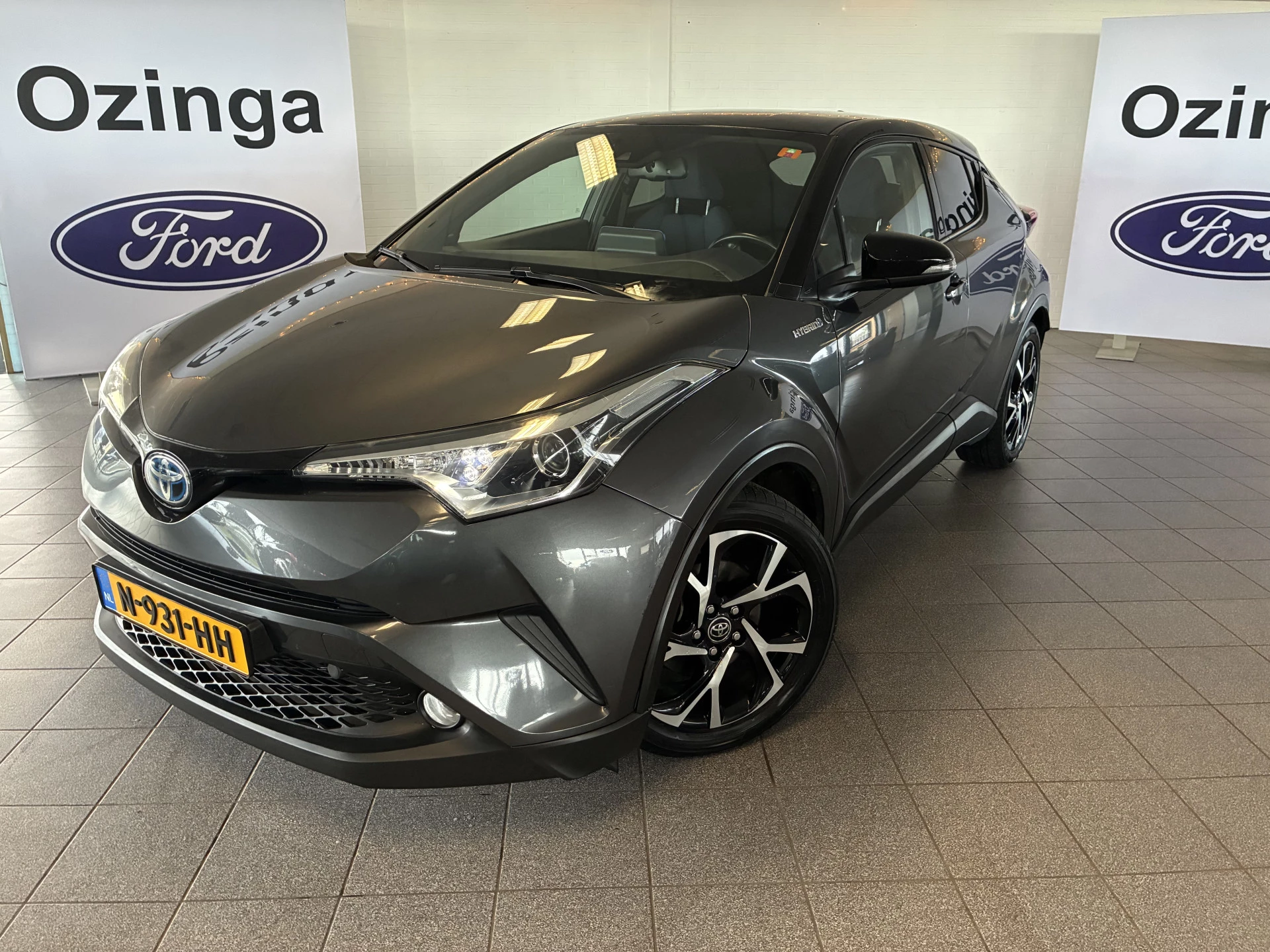 Hoofdafbeelding Toyota C-HR