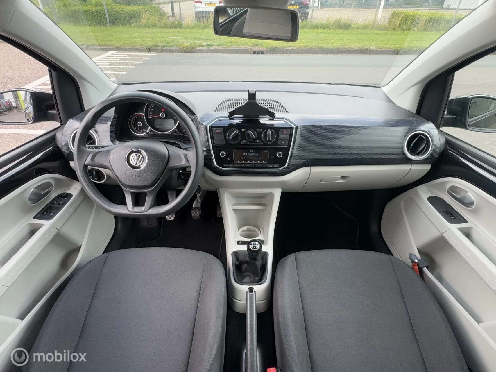 Hoofdafbeelding Volkswagen up!