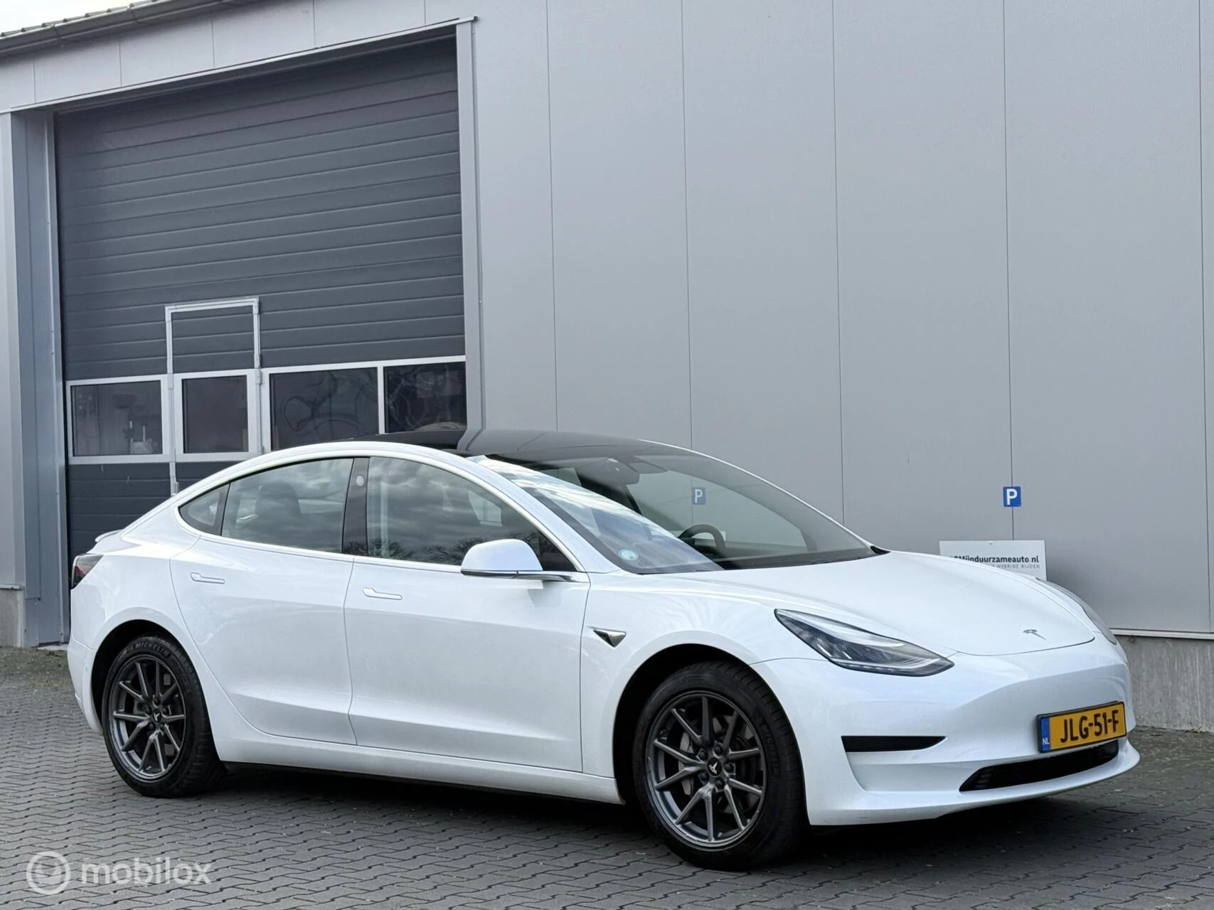 Hoofdafbeelding Tesla Model 3