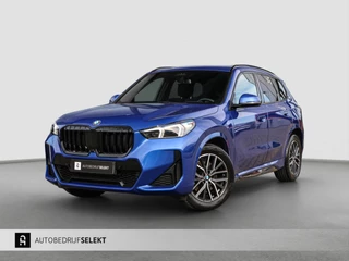 Hoofdafbeelding BMW X1 BMW X1 SDrive20i M-Sport | 360 | Head Up | Sfeer | Carplay | ACC | Dealer onderhouden | Elektr. achterklep | 2.0i