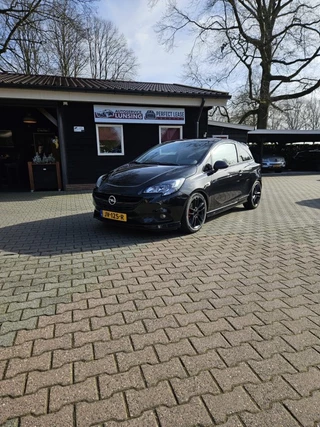 Hoofdafbeelding Opel Corsa Opel Corsa 1.0 Turbo Black Edition OPC Line - stuurverwarming Navi